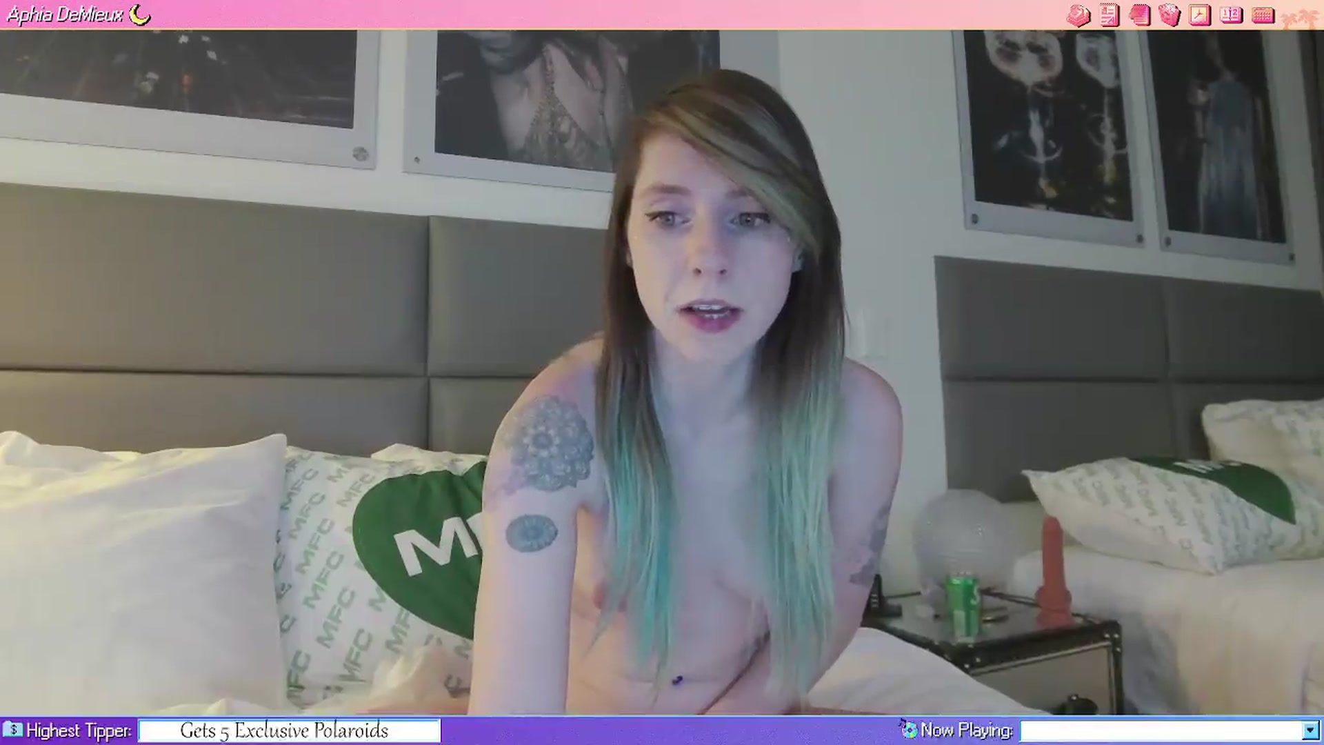 Gallery image thumbnail from AphiaDeMieux's myfreecams stream on, 05/21/2026, 04:52 image 20 of 20