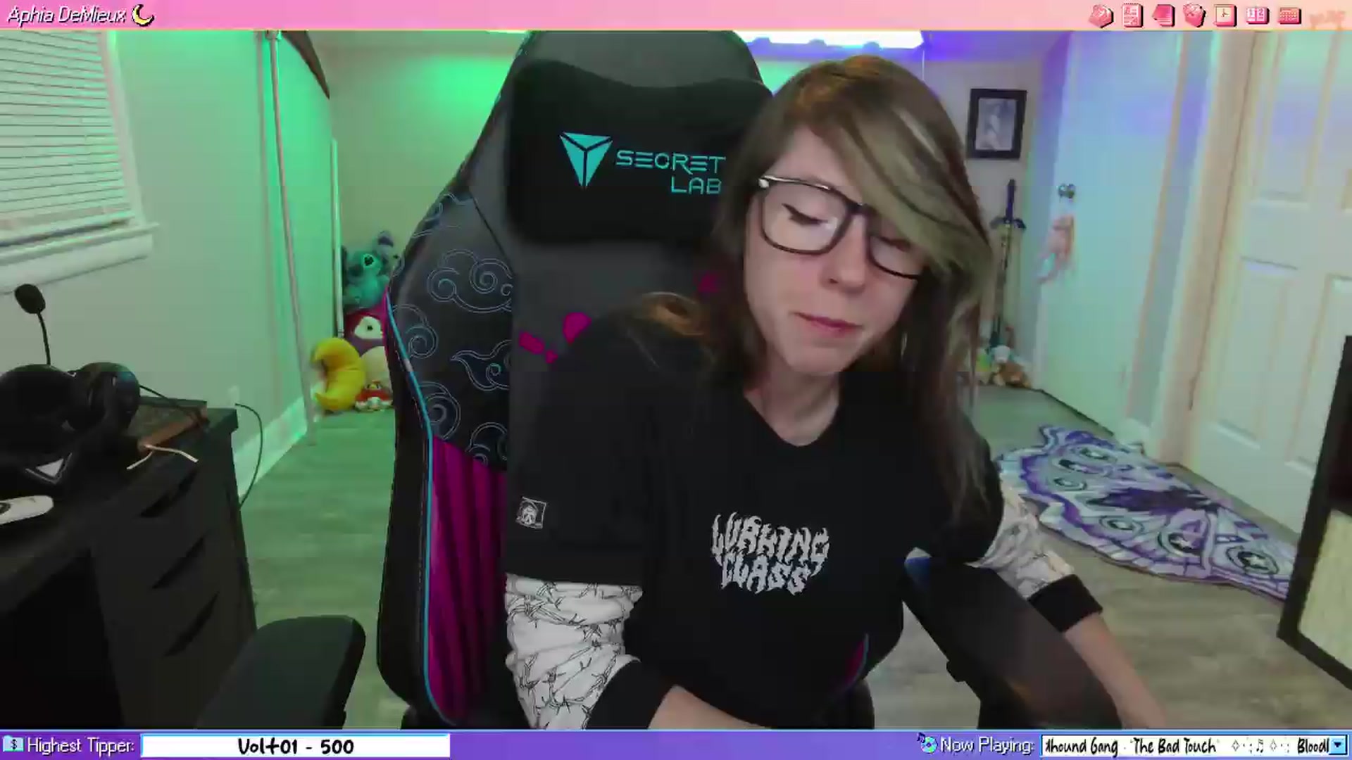 Gallery image thumbnail from AphiaDeMieux's myfreecams stream on, 05/30/2026, 03:54 image 13 of 20
