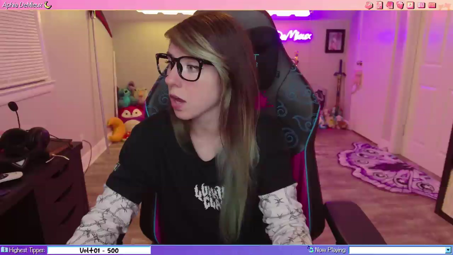 Gallery image thumbnail from AphiaDeMieux's myfreecams stream on, 05/30/2026, 03:54 image 15 of 20