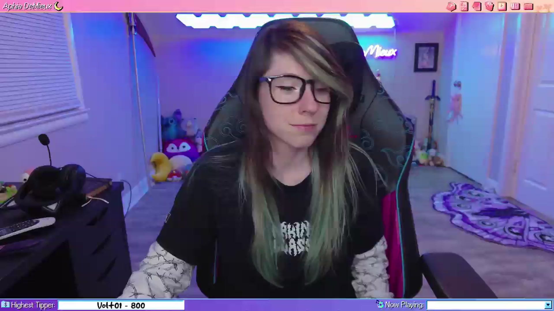 Gallery image thumbnail from AphiaDeMieux's myfreecams stream on, 05/30/2026, 03:54 image 20 of 20
