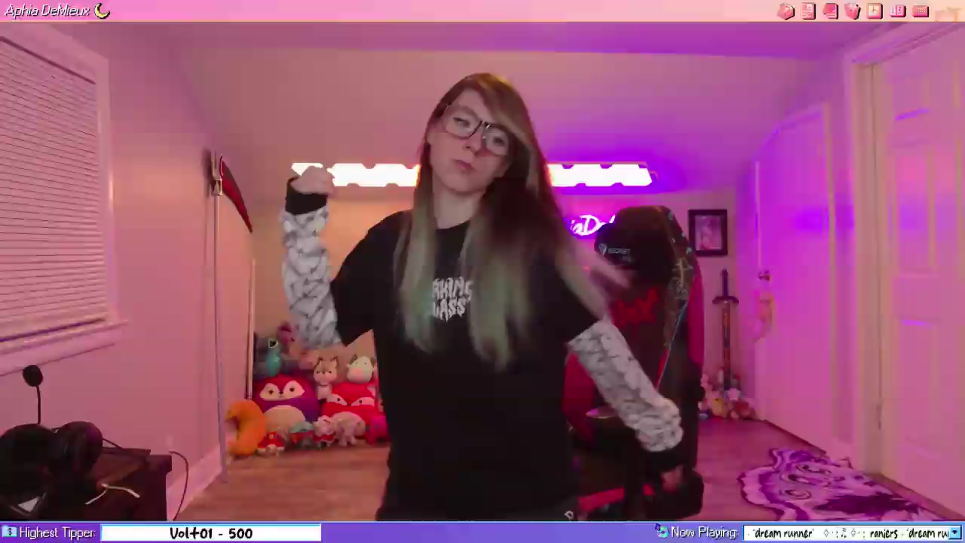 Gallery image thumbnail from AphiaDeMieux's myfreecams stream on, 05/30/2026, 03:54 image 7 of 20