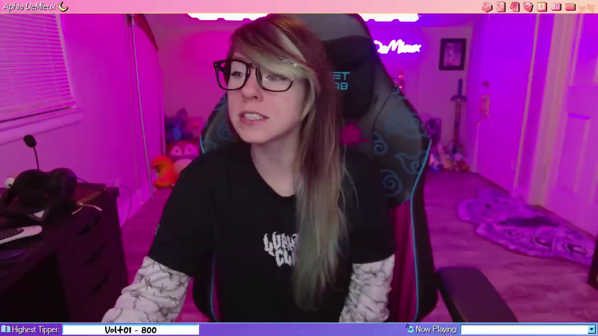 Gallery image thumbnail from AphiaDeMieux's myfreecams stream on, 05/30/2026, 03:54 image 18 of 20