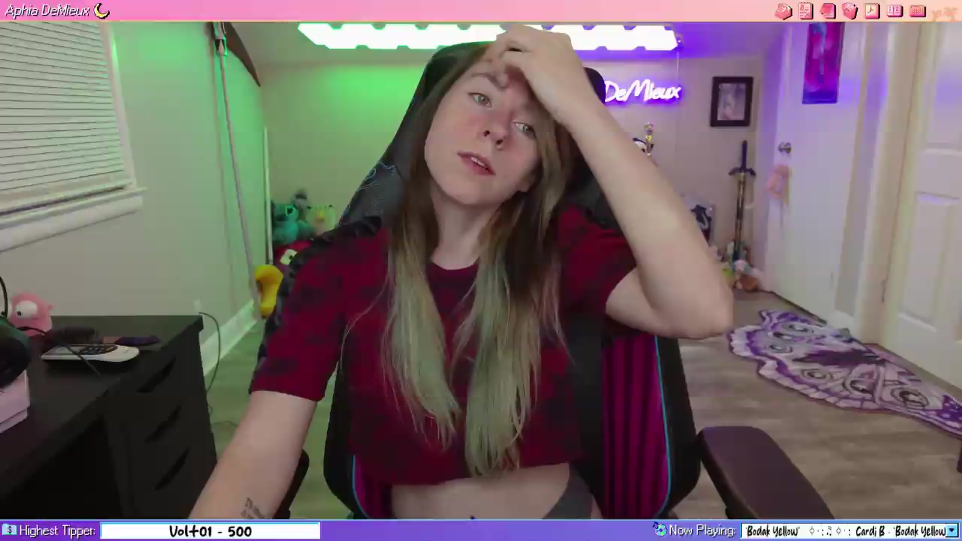 Gallery image thumbnail from AphiaDeMieux's myfreecams stream on, 07/01/2026, 05:06 image 8 of 20