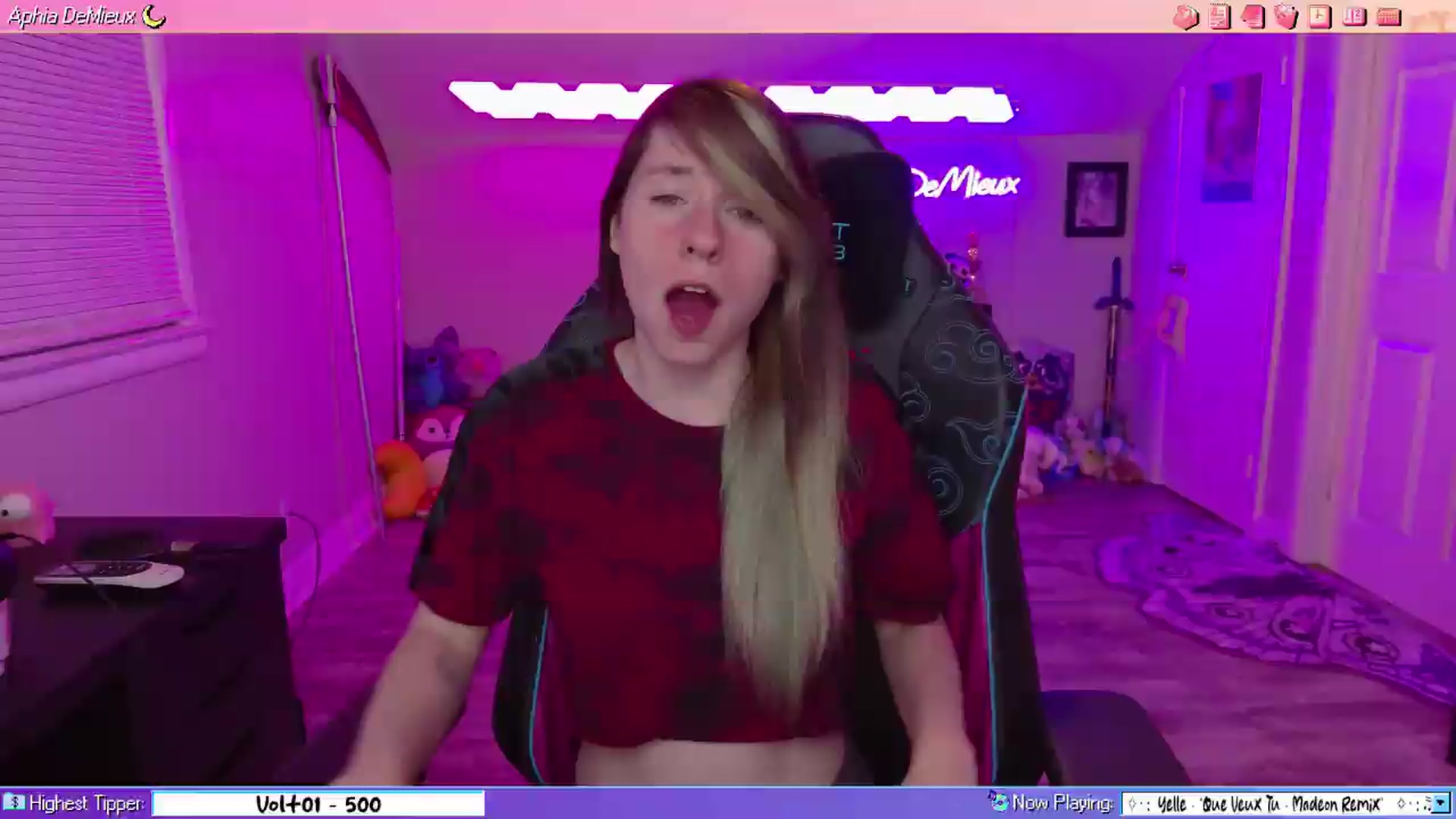 Gallery image thumbnail from AphiaDeMieux's myfreecams stream on, 07/01/2026, 05:06 image 14 of 20