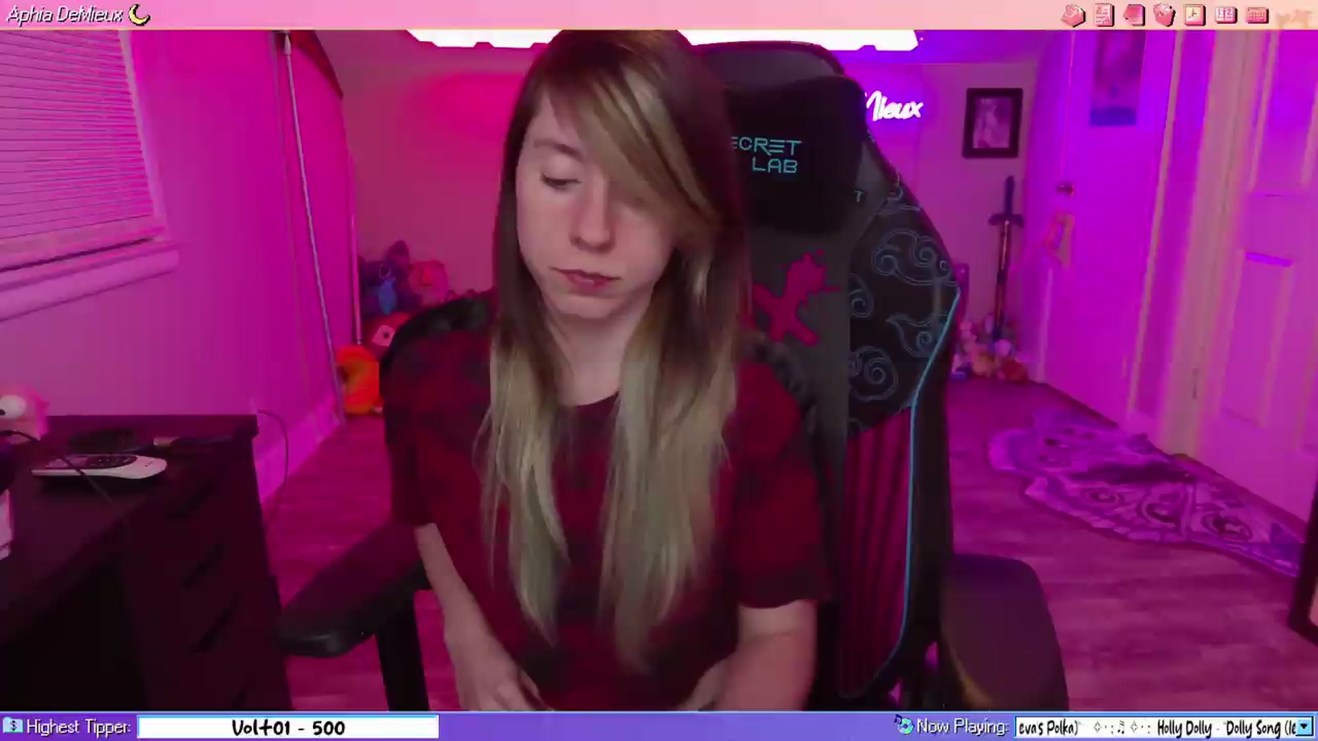 Gallery image thumbnail from AphiaDeMieux's myfreecams stream on, 07/01/2026, 05:06 image 15 of 20