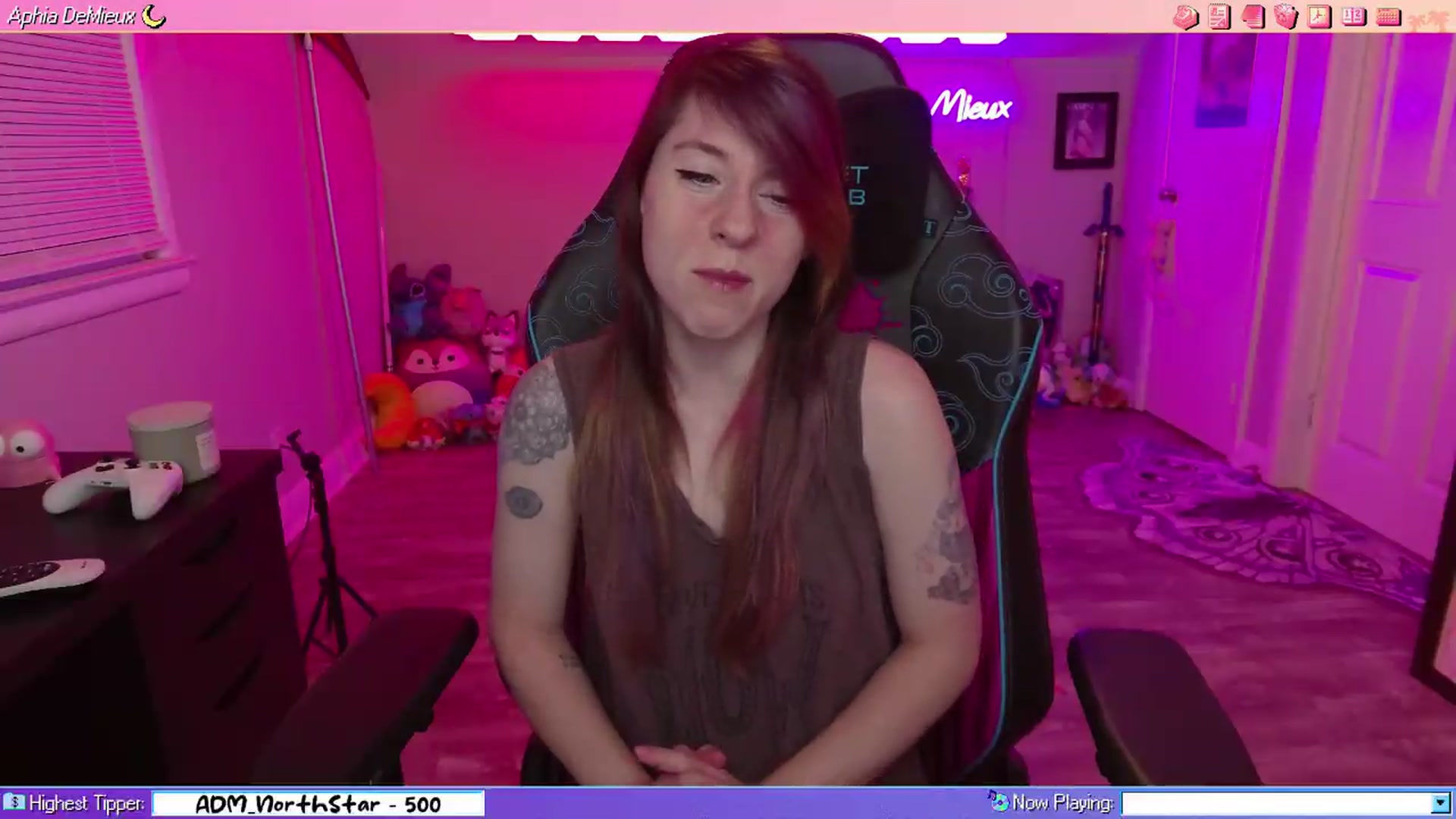 Gallery image thumbnail from AphiaDeMieux's myfreecams stream on, 07/27/2026, 02:17 image 16 of 20
