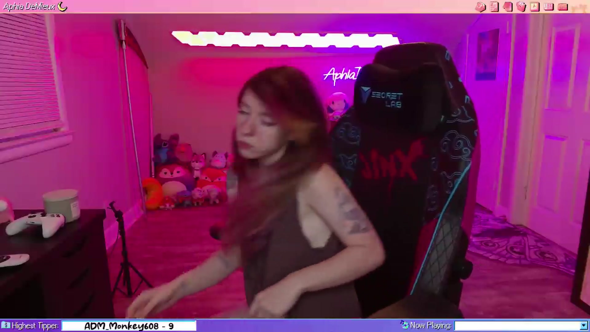 Gallery image thumbnail from AphiaDeMieux's myfreecams stream on, 07/27/2026, 02:17 image 11 of 20