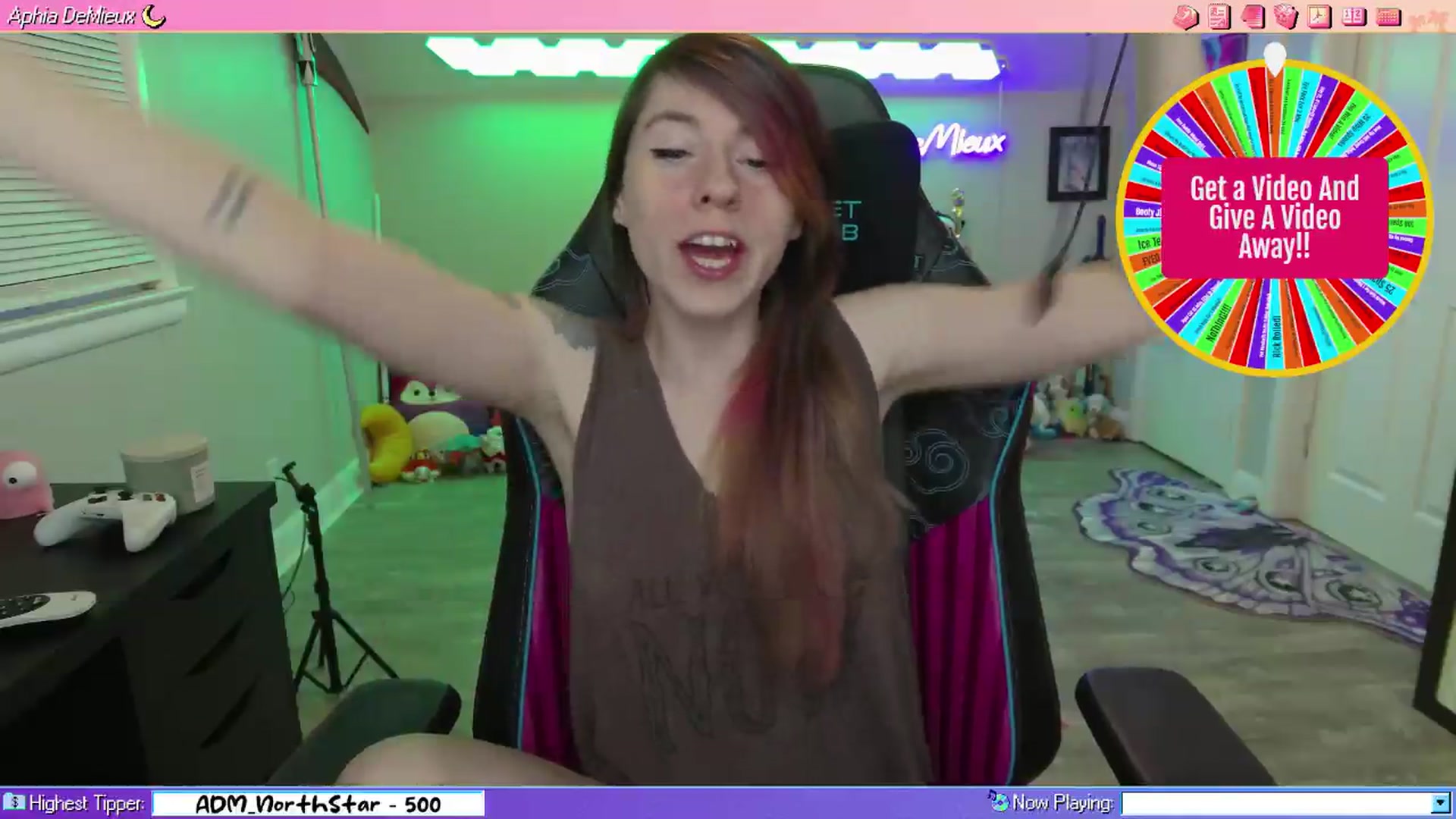 Gallery image thumbnail from AphiaDeMieux's myfreecams stream on, 07/27/2026, 02:17 image 18 of 20