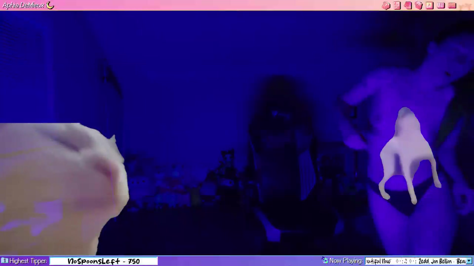 Gallery image thumbnail from AphiaDeMieux's myfreecams stream on, 07/27/2026, 03:37 image 14 of 20