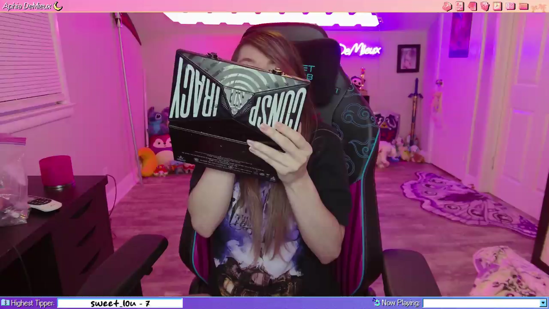 Gallery image thumbnail from AphiaDeMieux's myfreecams stream on, 08/07/2026, 03:54 image 1 of 20