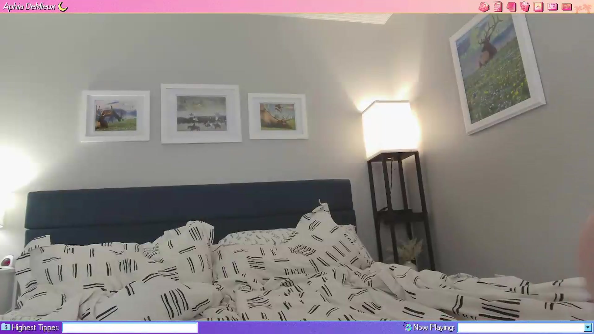 Gallery image thumbnail from AphiaDeMieux's myfreecams stream on, 08/31/2026, 03:45 image 3 of 20