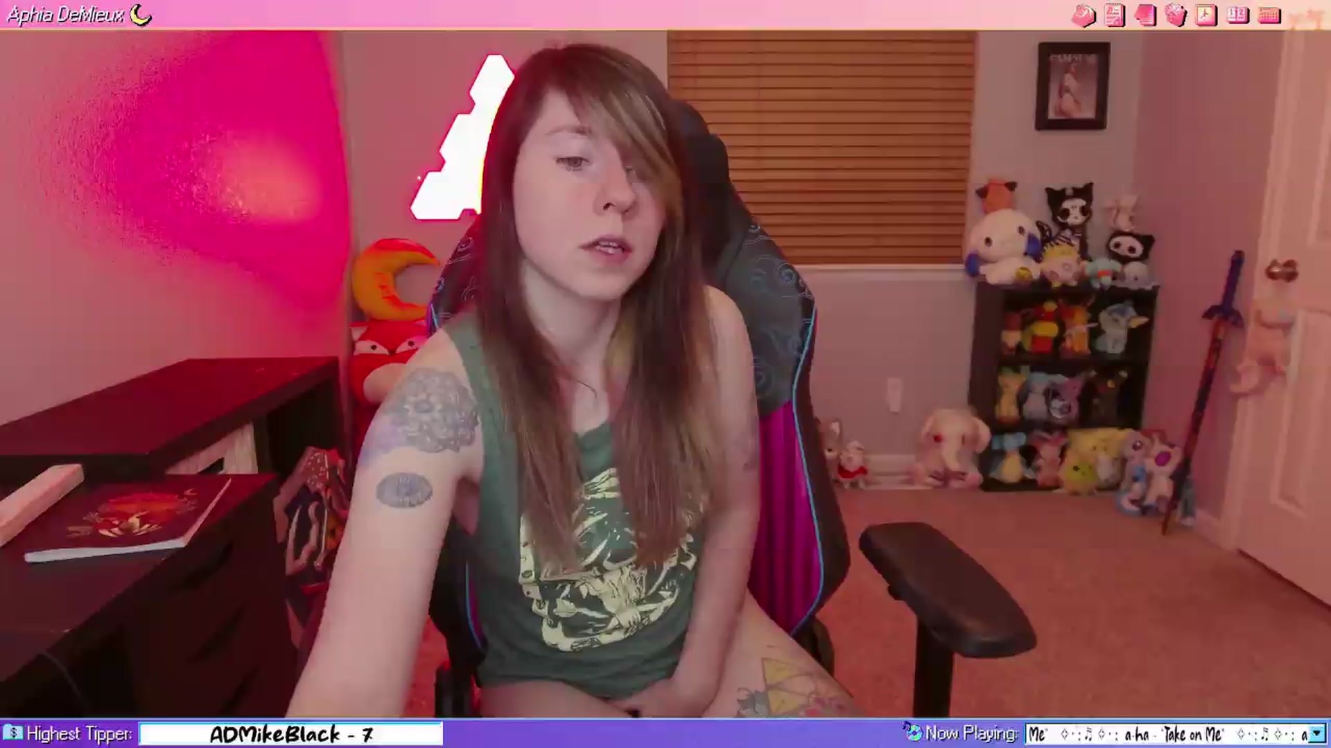 Gallery image thumbnail from AphiaDeMieux's myfreecams stream on, 09/10/2026, 04:37 image 7 of 20