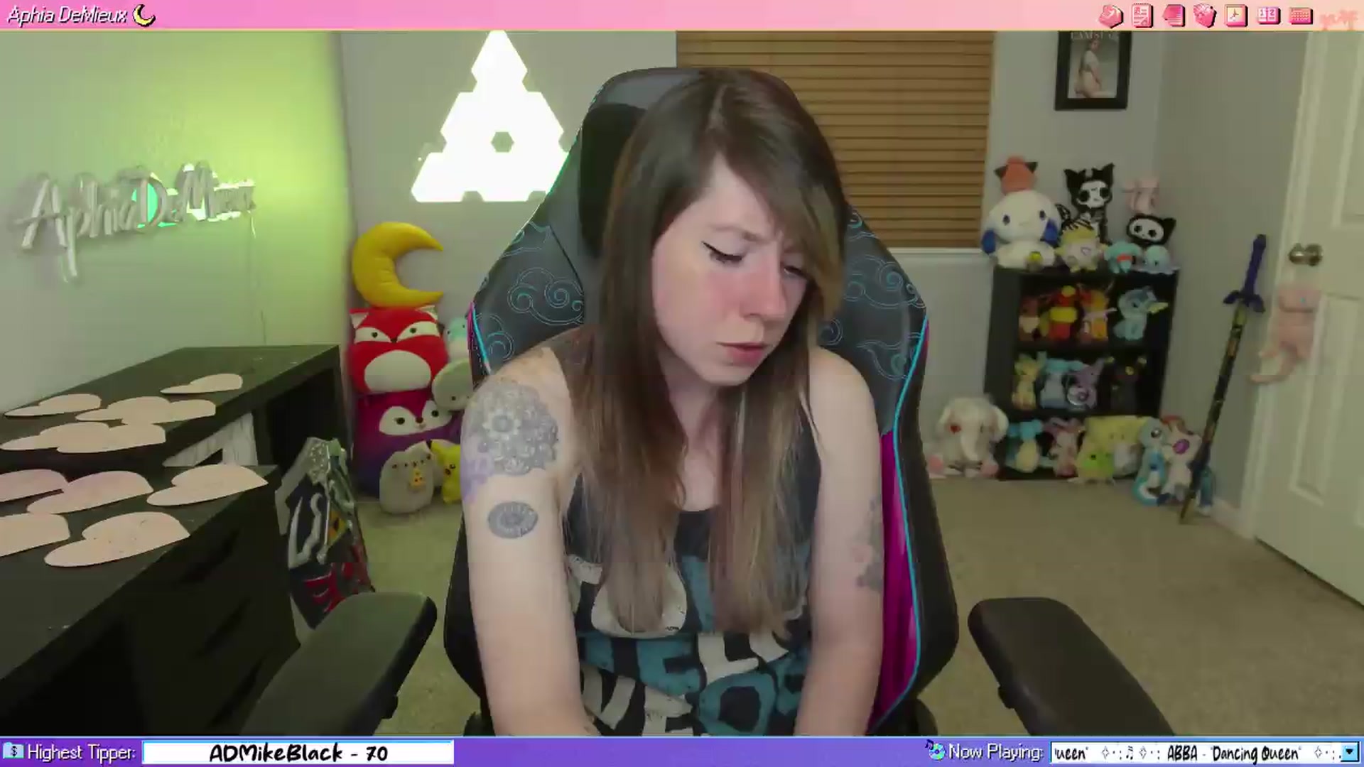 Gallery image thumbnail from AphiaDeMieux's myfreecams stream on, 09/11/2026, 02:55 image 12 of 20