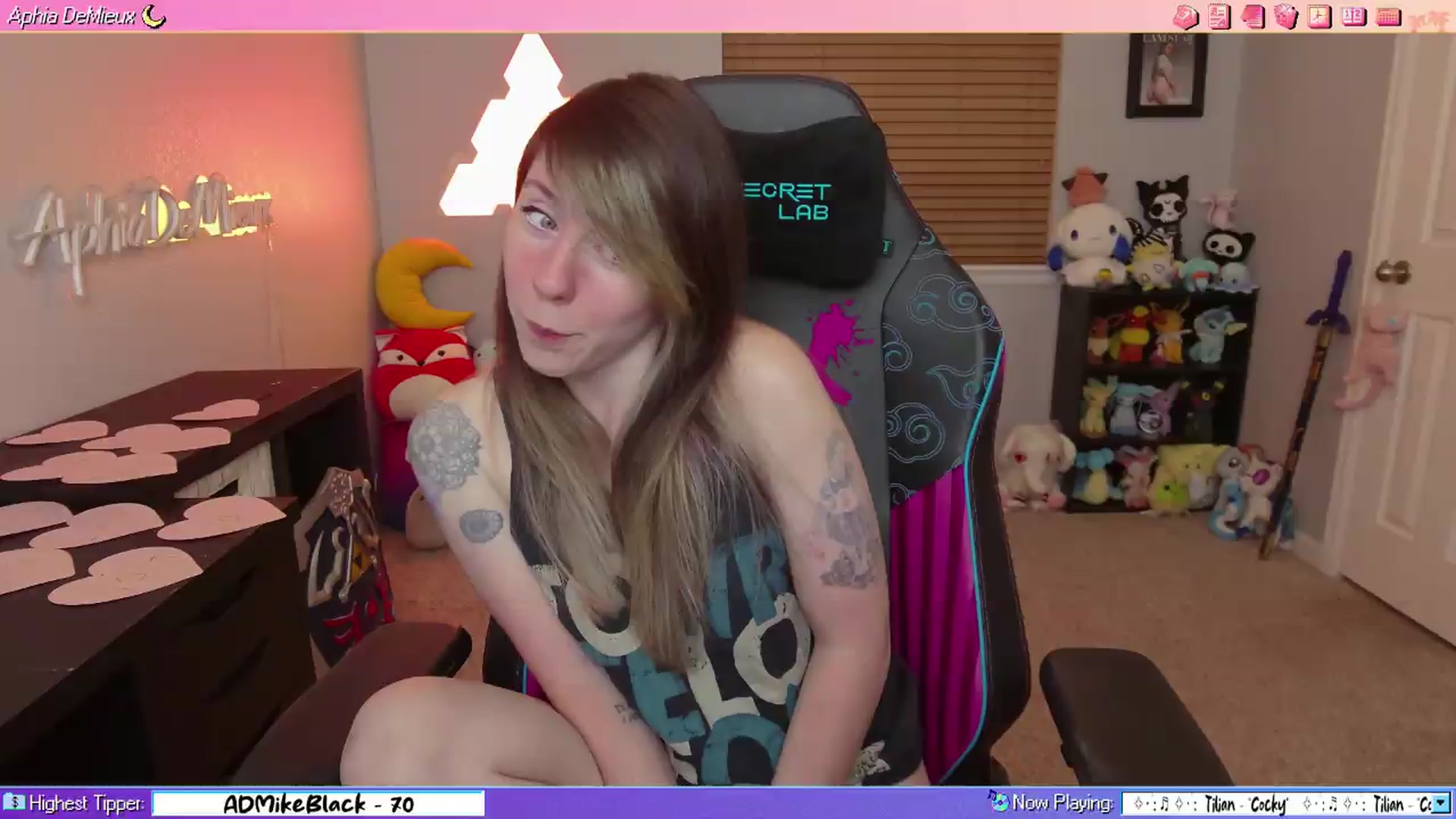 Gallery image thumbnail from AphiaDeMieux's myfreecams stream on, 09/11/2026, 02:55 image 13 of 20
