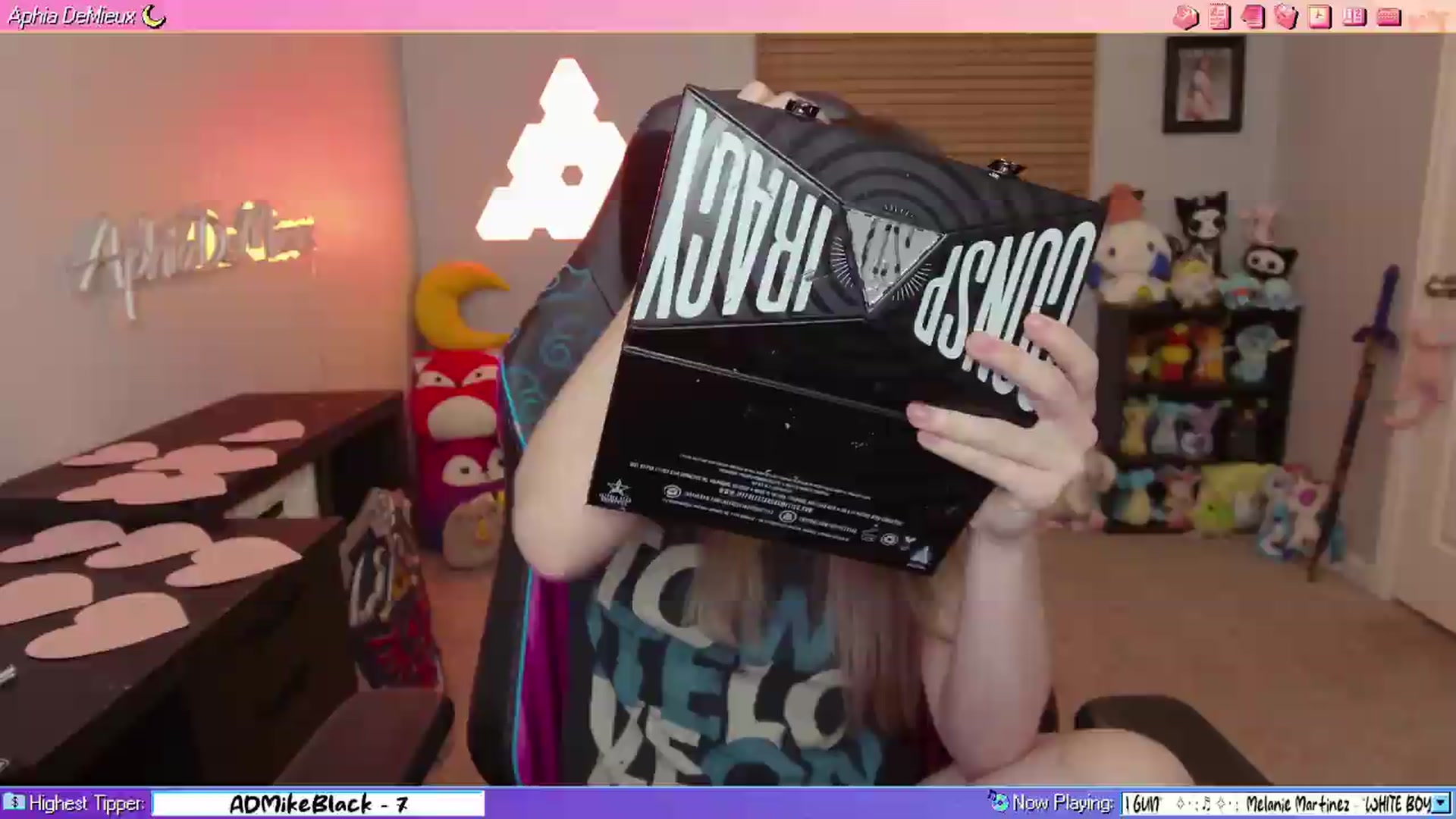 Gallery image thumbnail from AphiaDeMieux's myfreecams stream on, 09/11/2026, 02:55 image 1 of 20