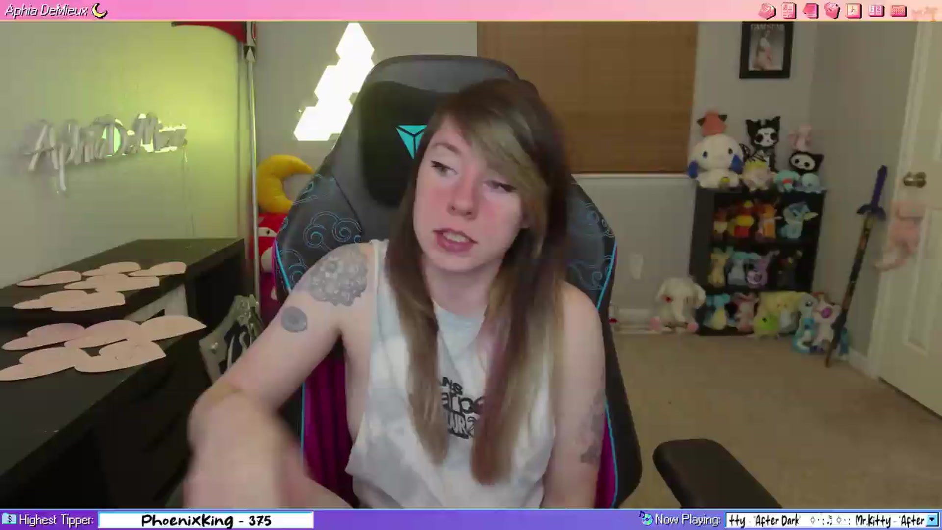 Gallery image thumbnail from AphiaDeMieux's myfreecams stream on, 09/13/2026, 03:24 image 3 of 20