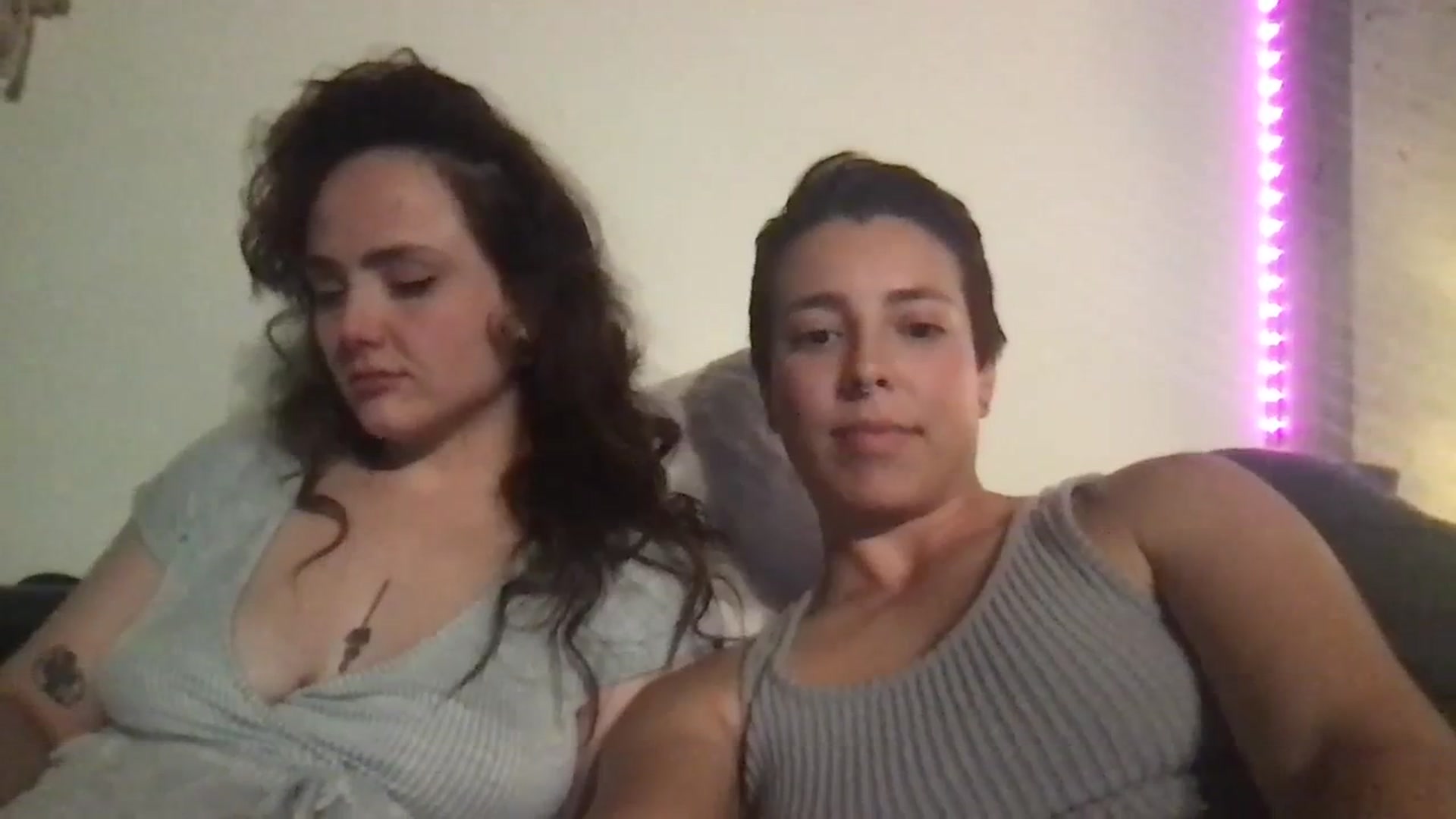 Gallery image thumbnail from Apisces1's myfreecams stream on, 12/28/2023, 09:35 image 19 of 20