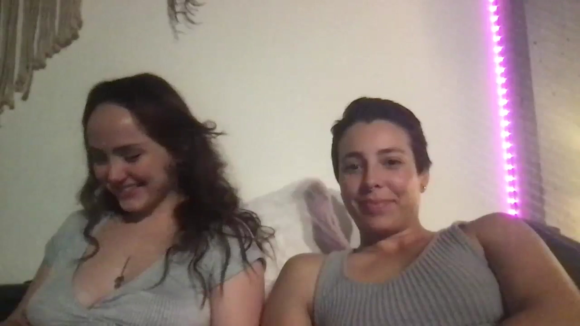 Gallery image thumbnail from Apisces1's myfreecams stream on, 12/28/2023, 09:35 image 4 of 20
