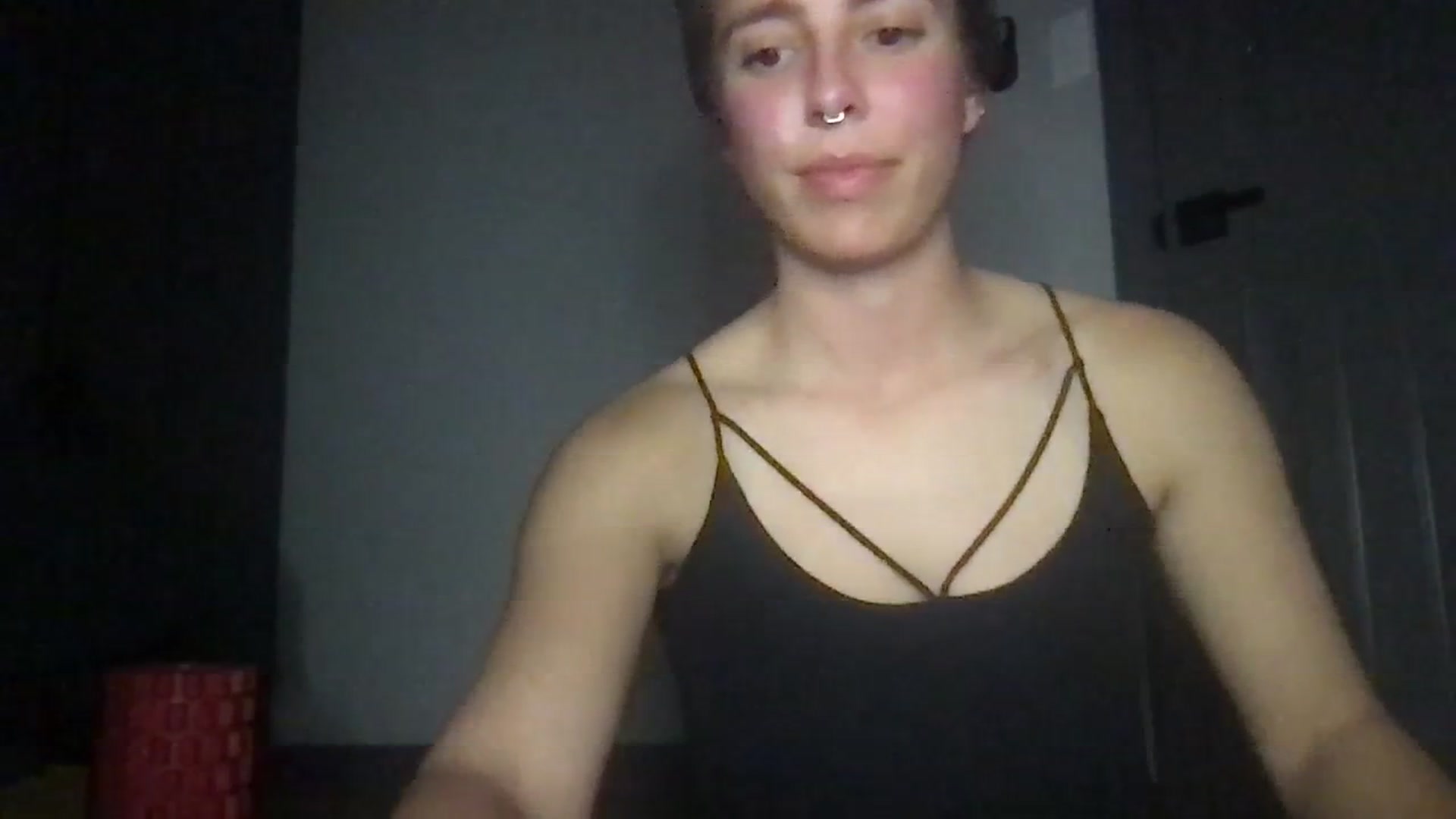 Gallery image thumbnail from Apisces1's myfreecams stream on, 02/08/2024, 08:44 image 14 of 20