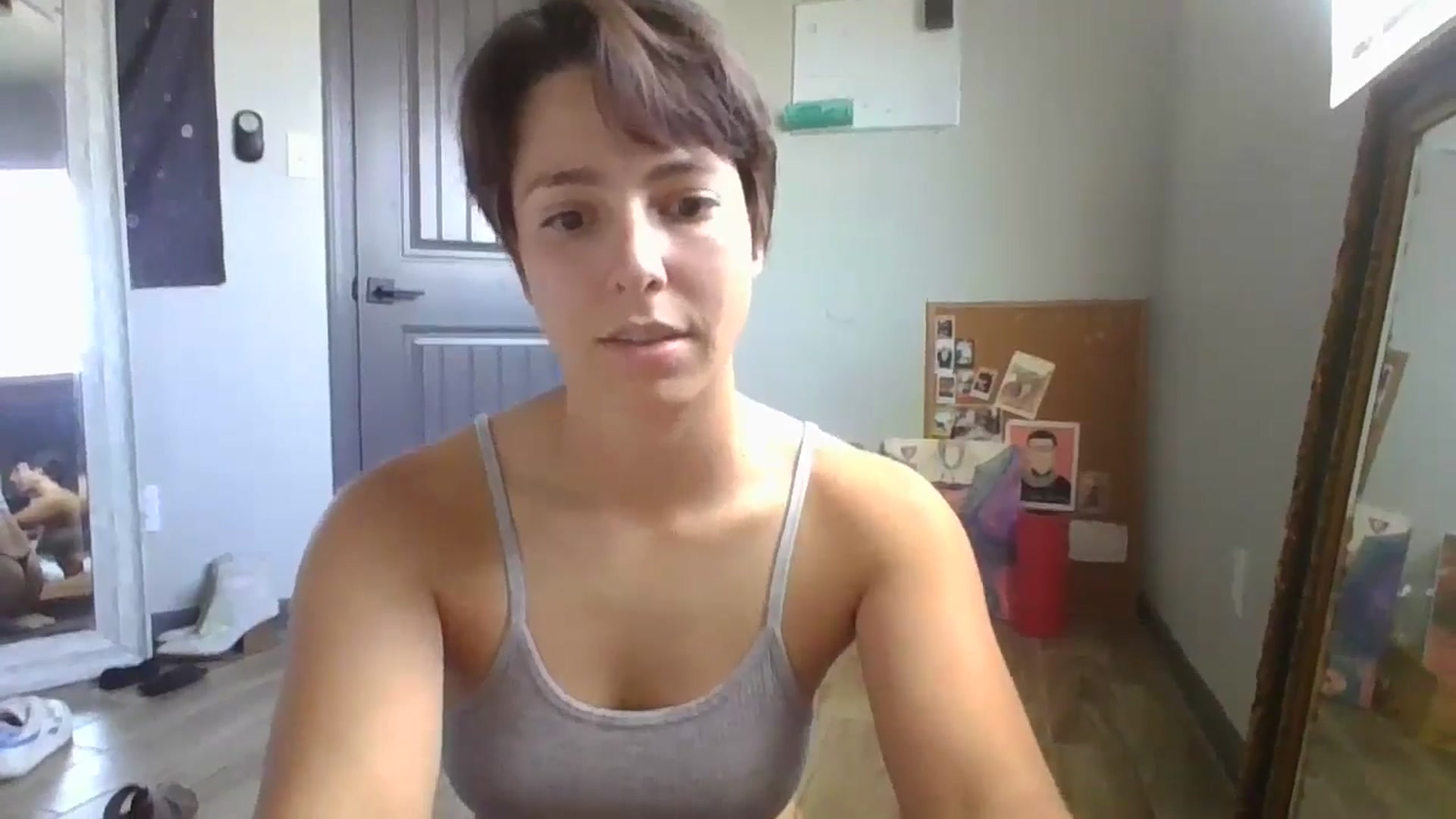 Gallery image thumbnail from Apisces1's myfreecams stream on, 05/06/2024, 20:09 image 2 of 20