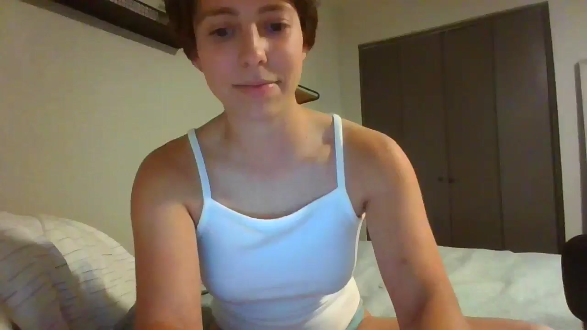 Gallery image thumbnail from Apisces1's myfreecams stream on, 06/03/2024, 04:56 image 19 of 20