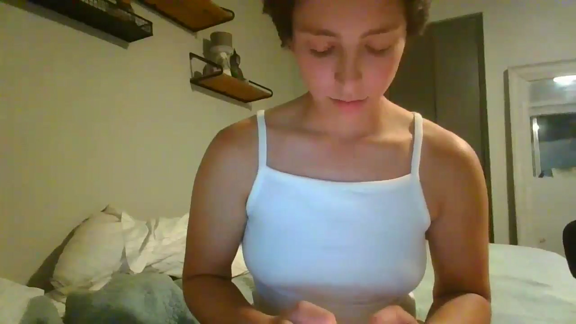Gallery image thumbnail from Apisces1's myfreecams stream on, 06/03/2024, 06:30 image 15 of 20