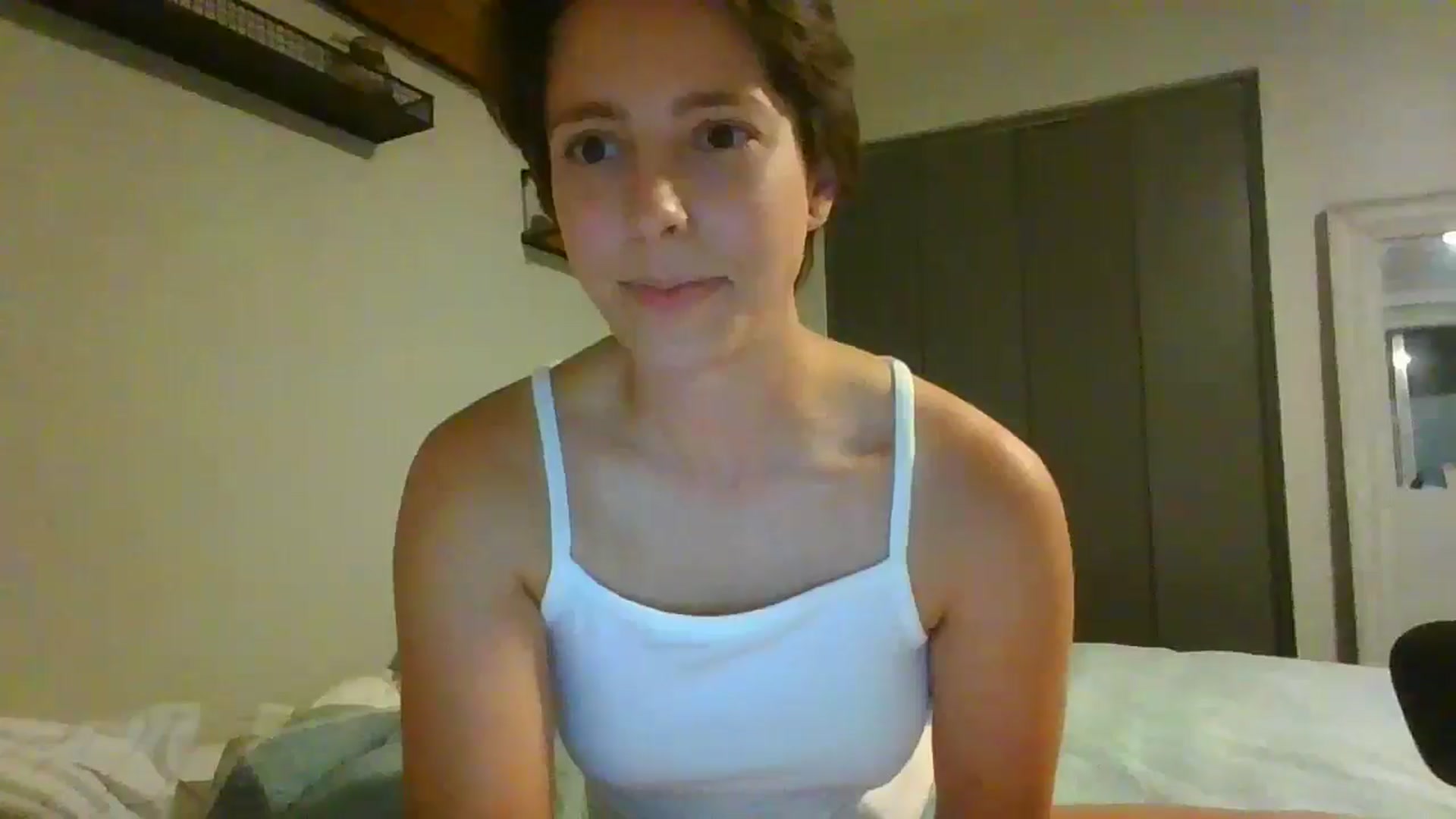 Gallery image thumbnail from Apisces1's myfreecams stream on, 06/03/2024, 06:30 image 2 of 20