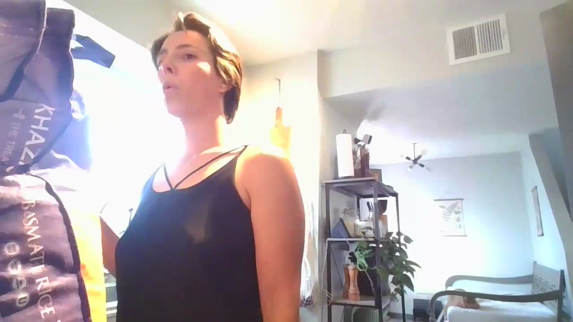 Gallery image thumbnail from Apisces1's myfreecams stream on, 06/04/2024, 02:07 image 10 of 20