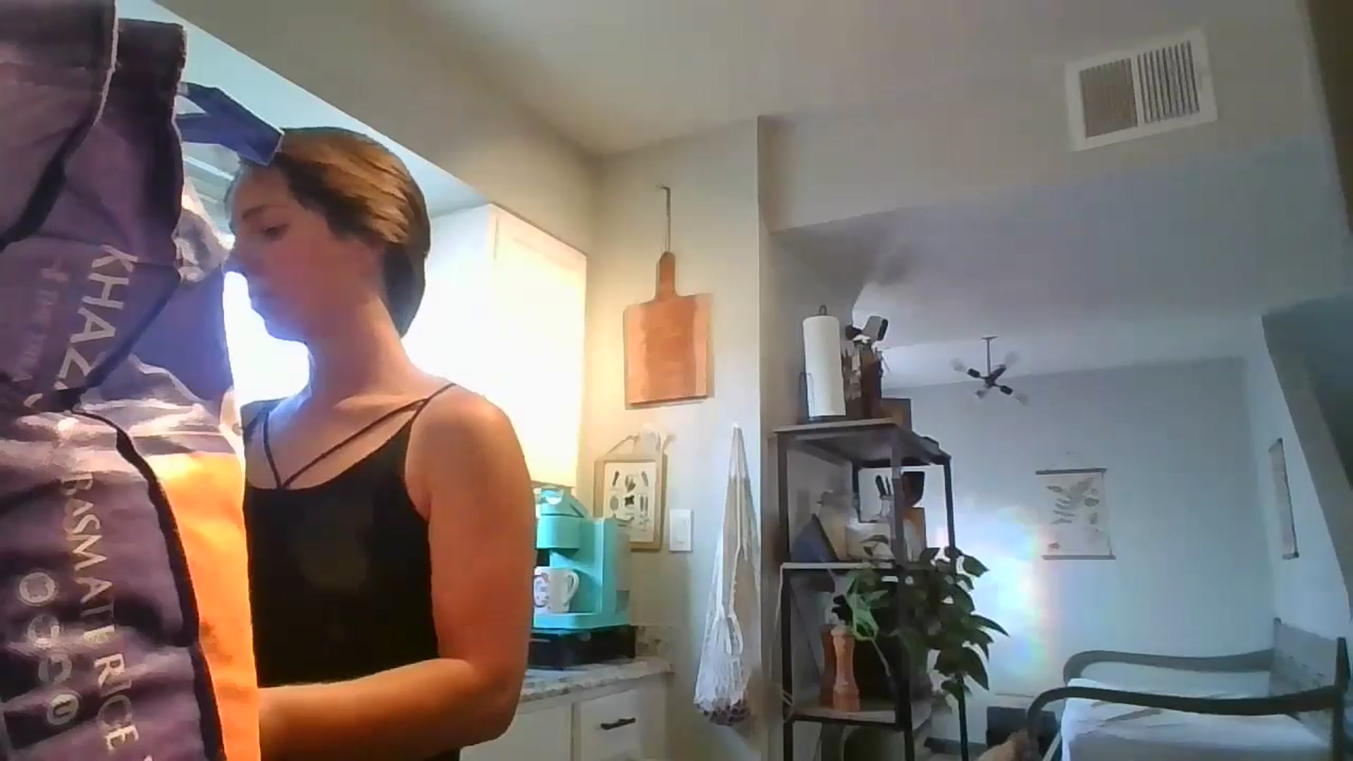 Gallery image thumbnail from Apisces1's myfreecams stream on, 06/04/2024, 02:07 image 9 of 20