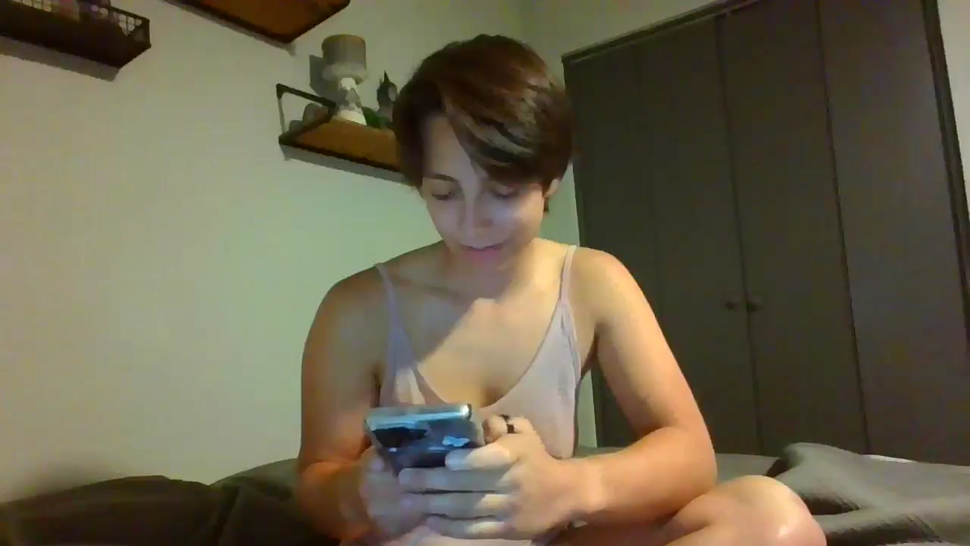 Gallery image thumbnail from Apisces1's myfreecams stream on, 06/11/2024, 03:29 image 12 of 20