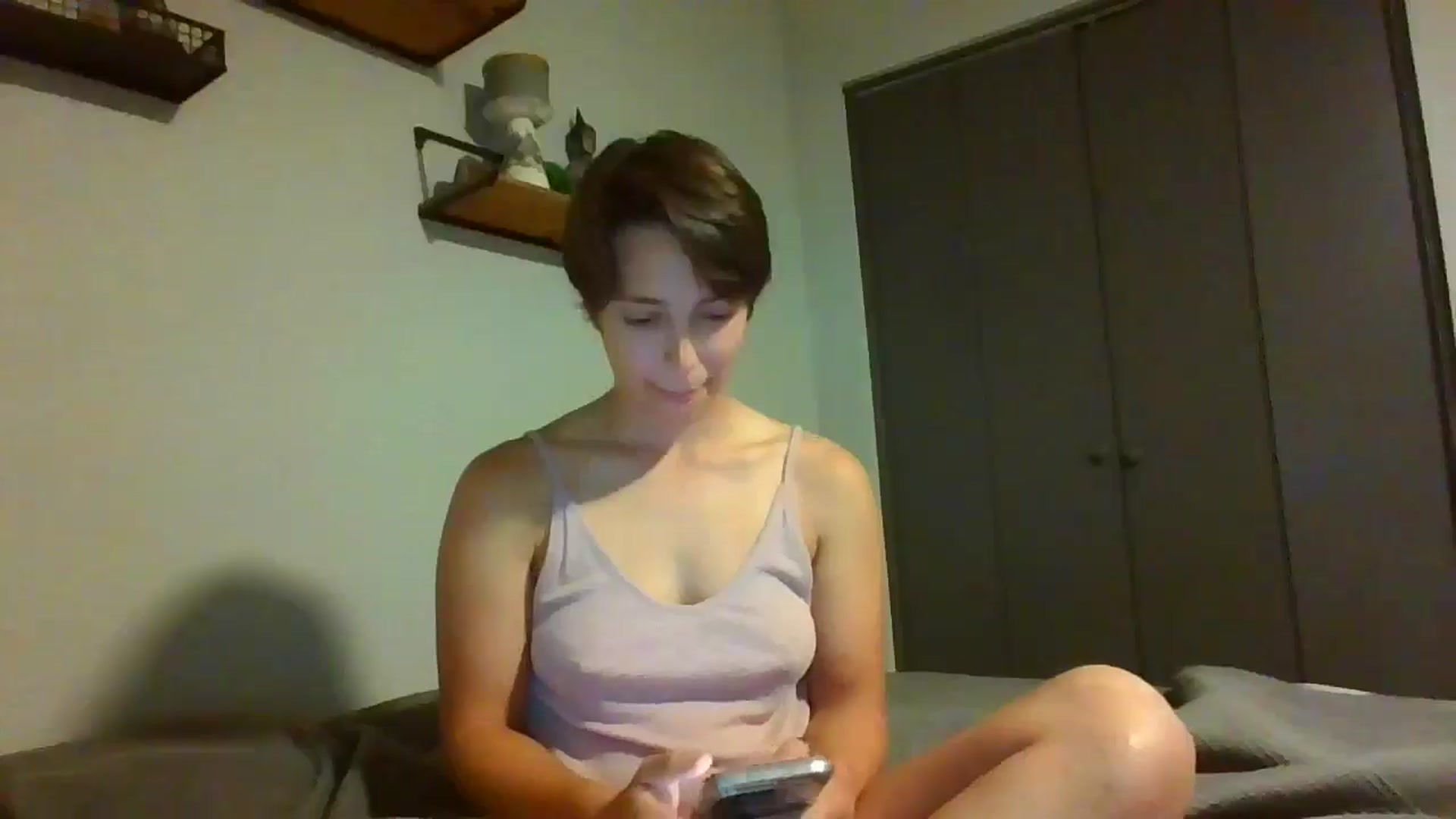 Gallery image thumbnail from Apisces1's myfreecams stream on, 06/11/2024, 03:29 image 11 of 20