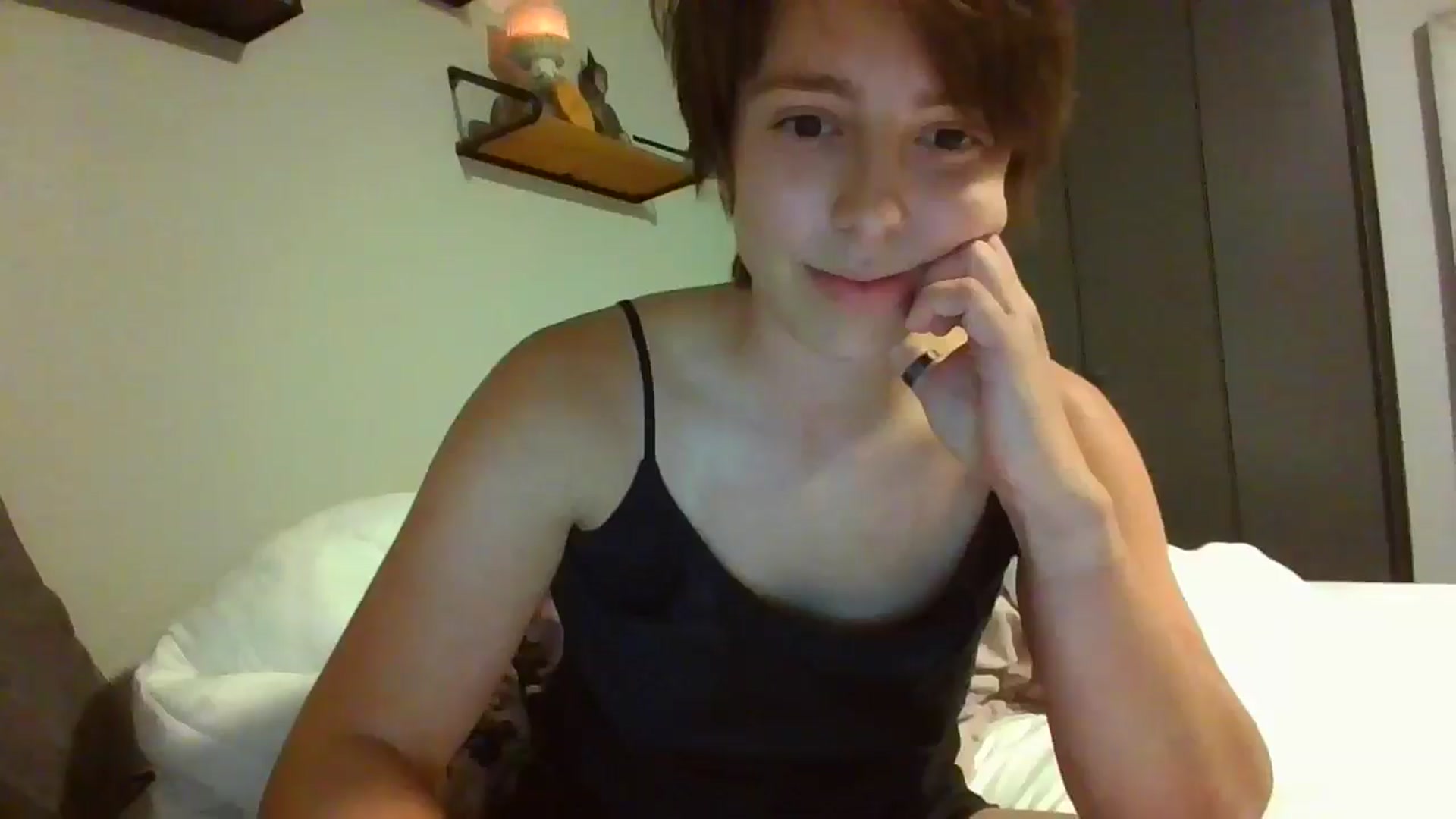 Gallery image thumbnail from Apisces1's myfreecams stream on, 06/18/2024, 07:00 image 14 of 20