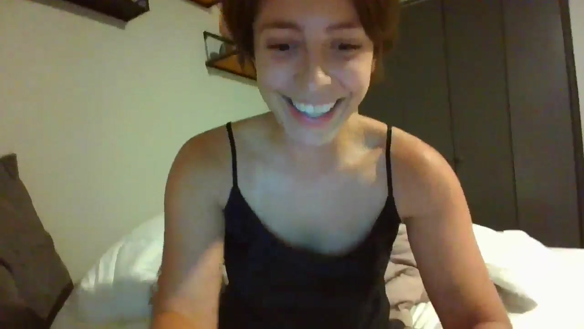 Gallery image thumbnail from Apisces1's myfreecams stream on, 06/18/2024, 07:00 image 3 of 20