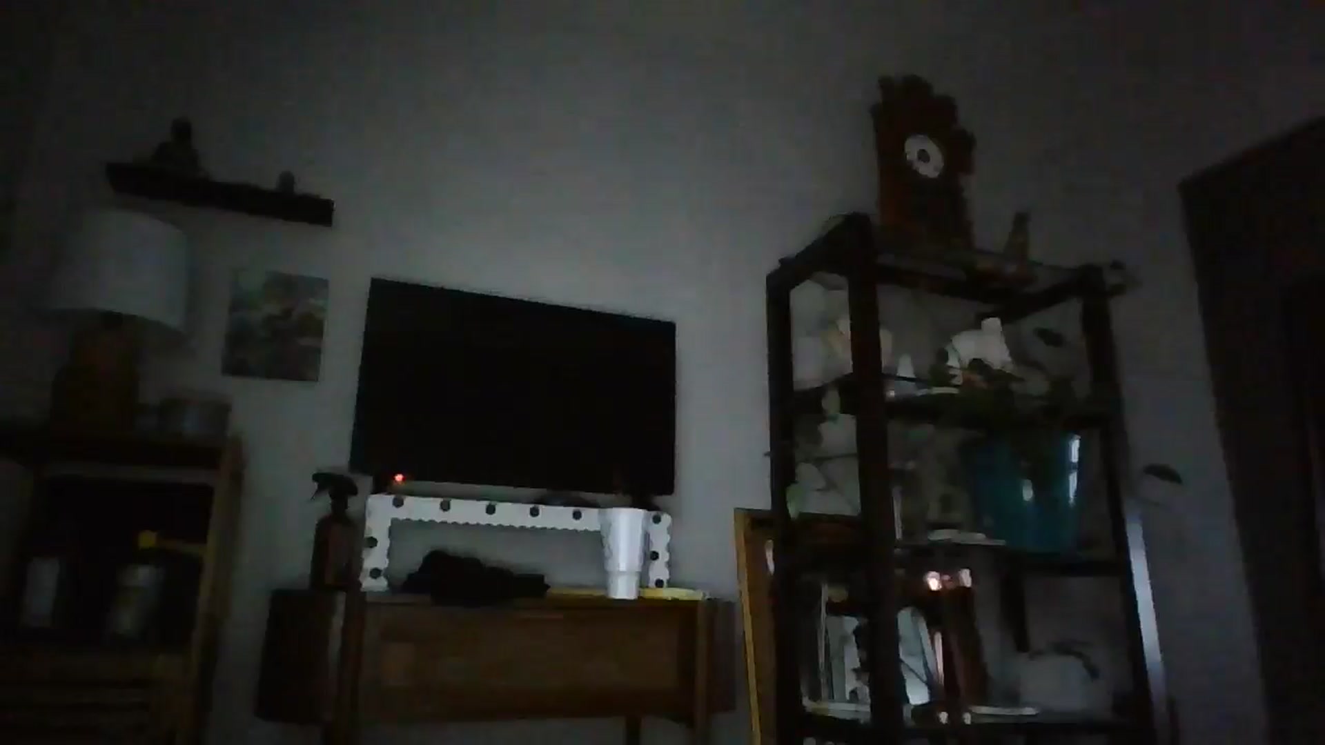 Gallery image thumbnail from Apisces1's myfreecams stream on, 06/19/2024, 02:56 image 14 of 20