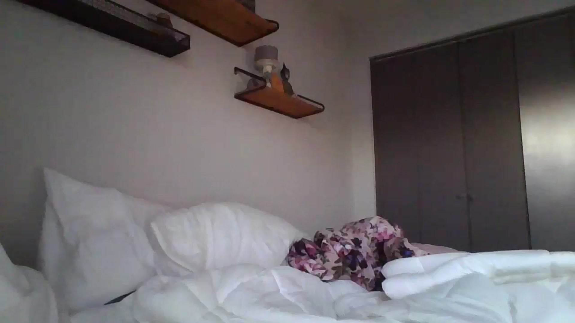 Gallery image thumbnail from Apisces1's myfreecams stream on, 06/19/2024, 02:56 image 8 of 20