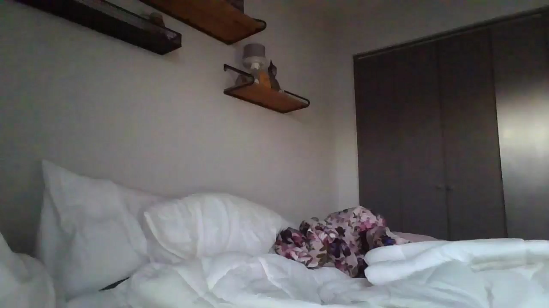 Gallery image thumbnail from Apisces1's myfreecams stream on, 06/19/2024, 02:56 image 10 of 20