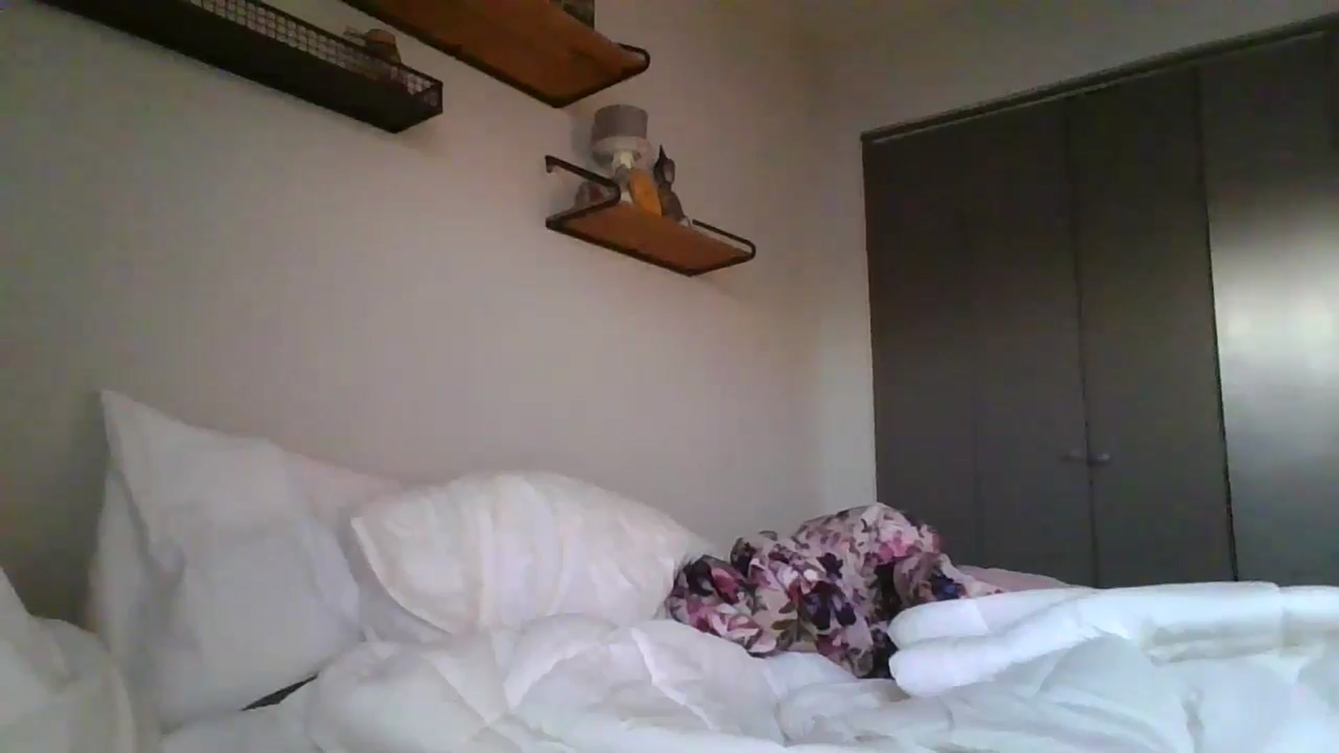 Gallery image thumbnail from Apisces1's myfreecams stream on, 06/19/2024, 02:56 image 6 of 20