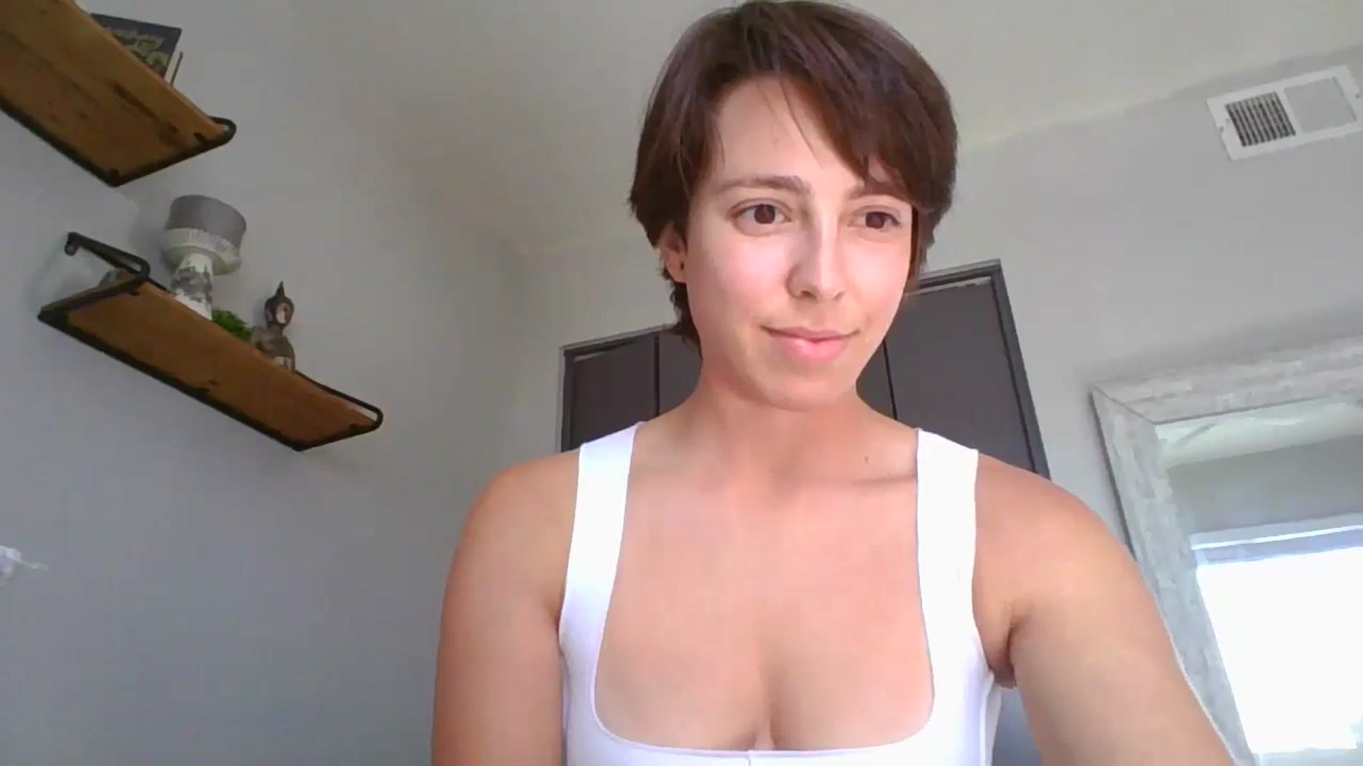Gallery image thumbnail from Apisces1's myfreecams stream on, 06/19/2024, 23:19 image 6 of 20