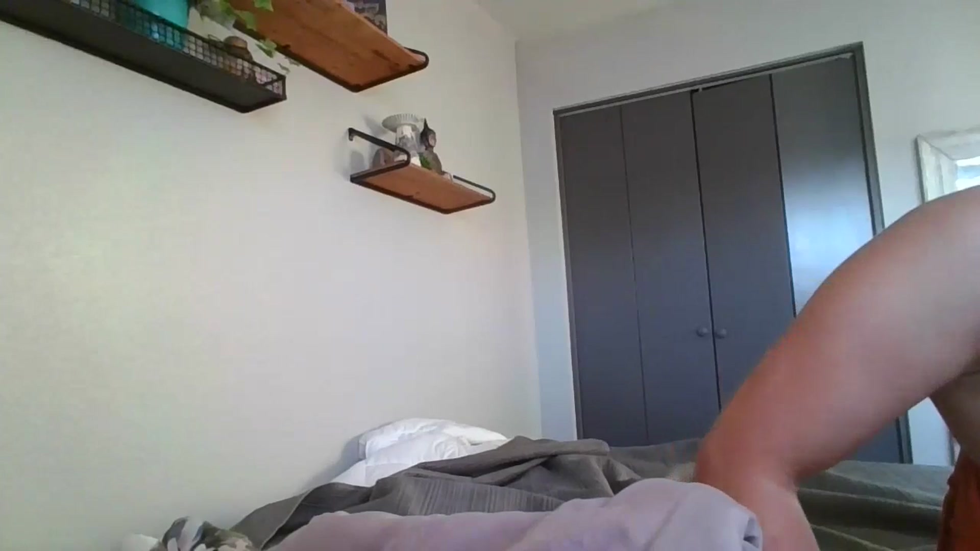 Gallery image thumbnail from Apisces1's myfreecams stream on, 07/03/2024, 02:24 image 13 of 20