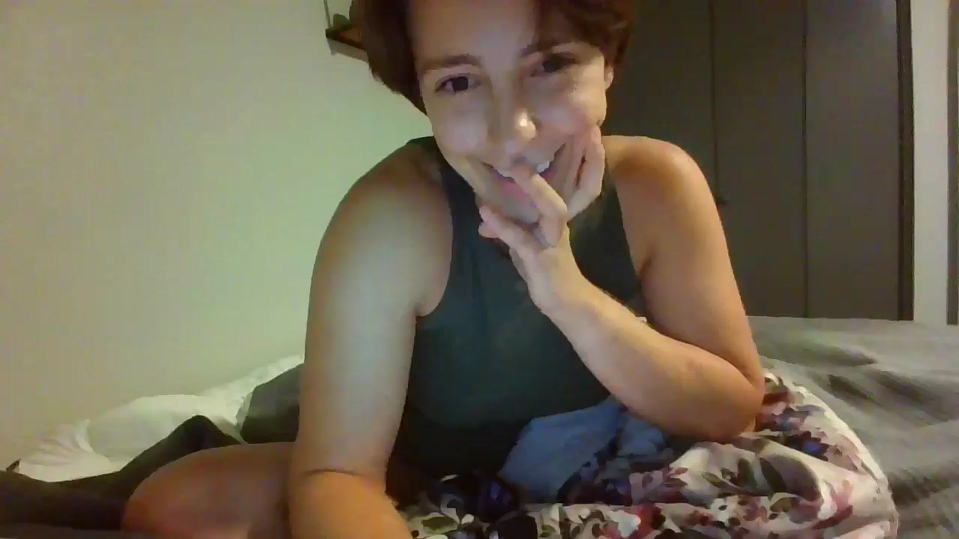 Gallery image thumbnail from Apisces1's myfreecams stream on, 07/03/2024, 07:29 image 8 of 20