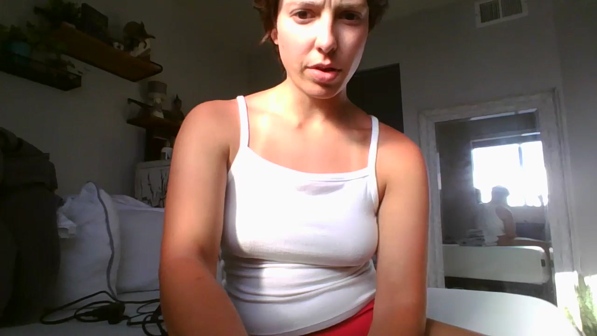 Gallery image thumbnail from Apisces1's myfreecams stream on, 07/04/2024, 24:32 image 19 of 20