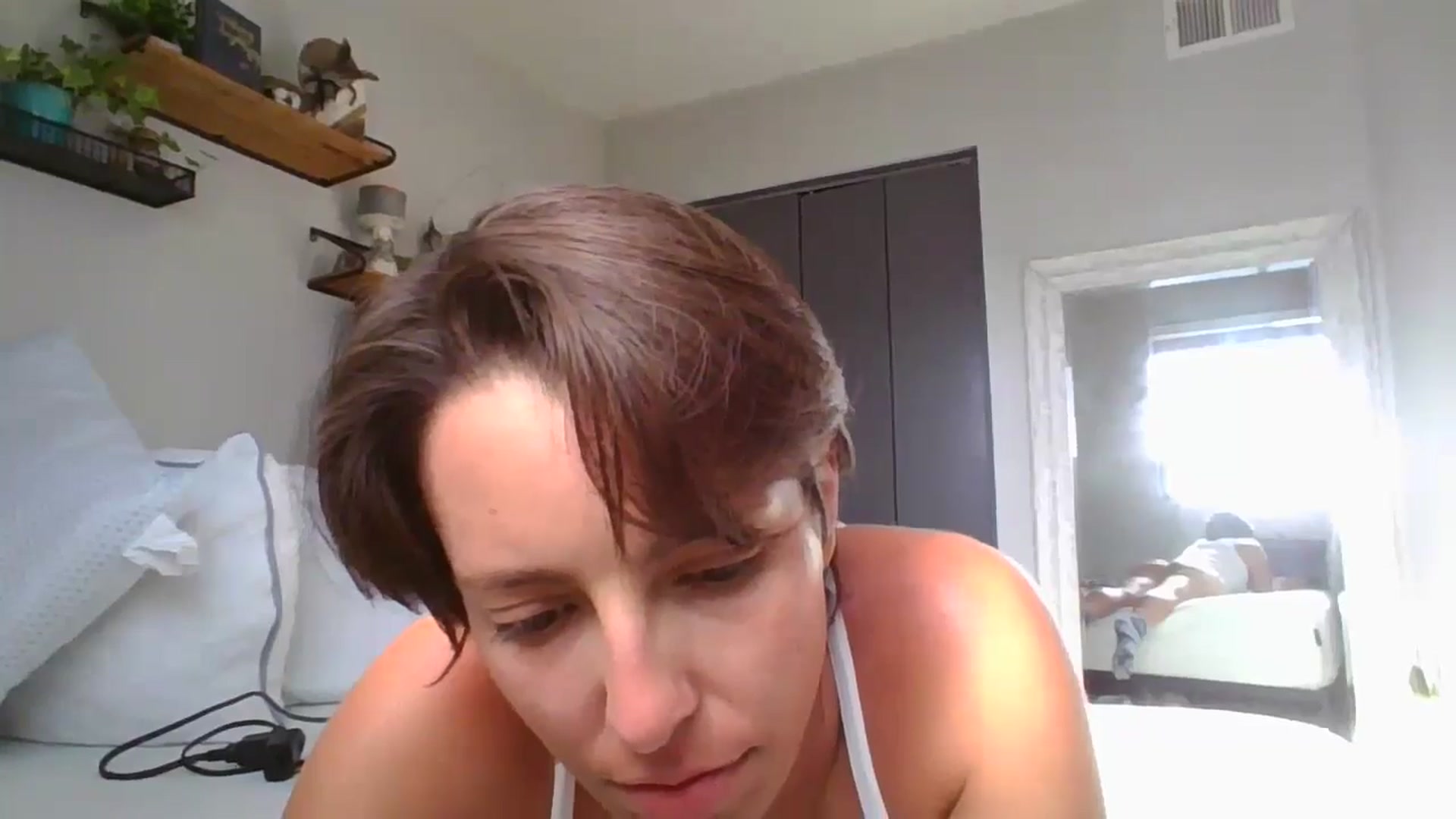 Gallery image thumbnail from Apisces1's myfreecams stream on, 07/04/2024, 24:32 image 5 of 20