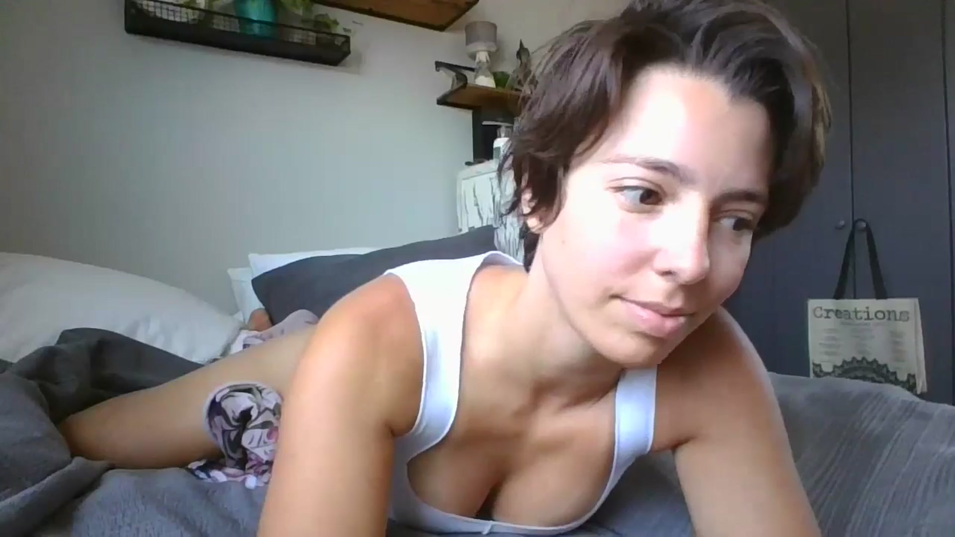 Gallery image thumbnail from Apisces1's myfreecams stream on, 07/04/2024, 19:52 image 14 of 20