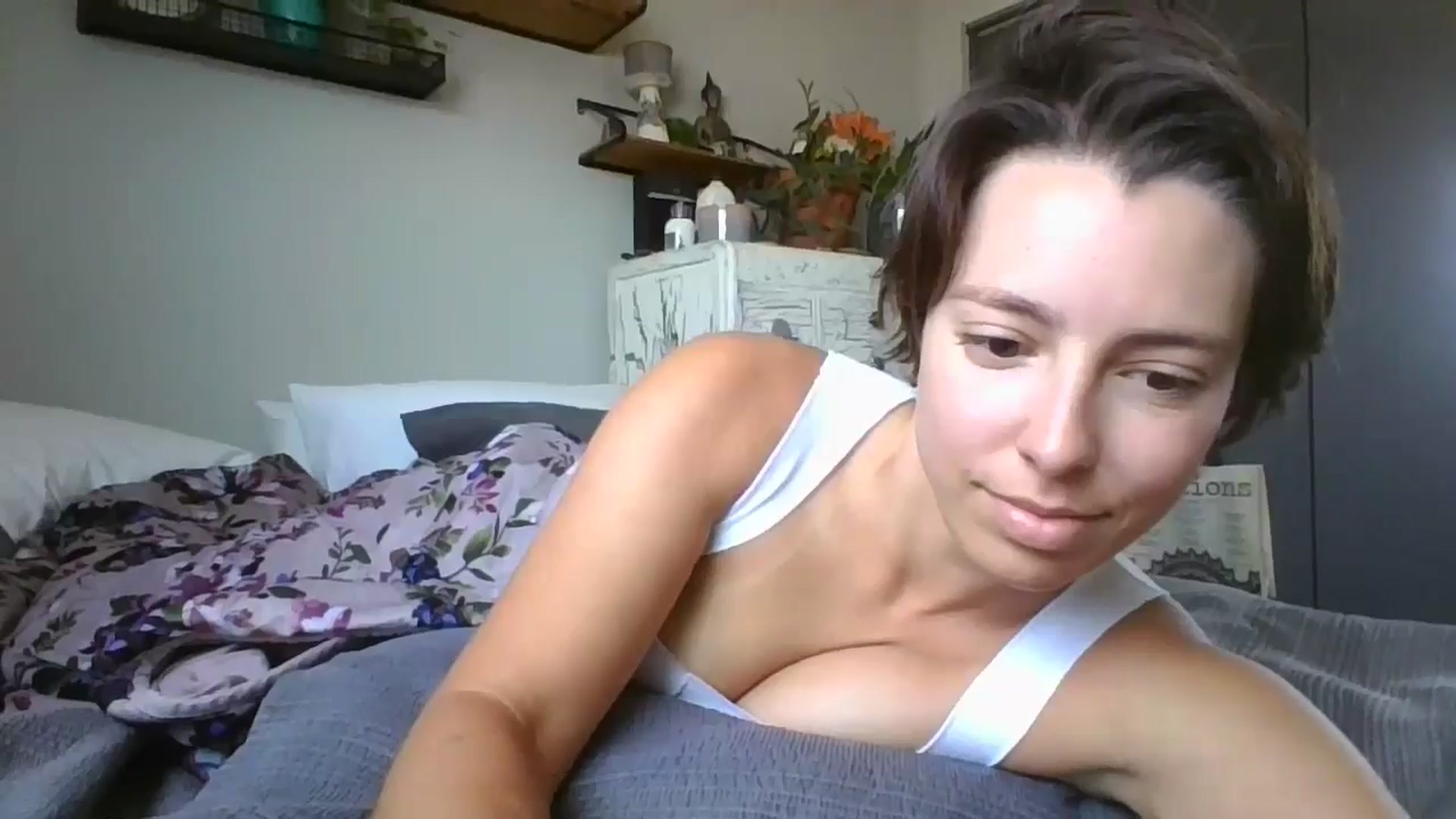 Gallery image thumbnail from Apisces1's myfreecams stream on, 07/04/2024, 19:52 image 19 of 20