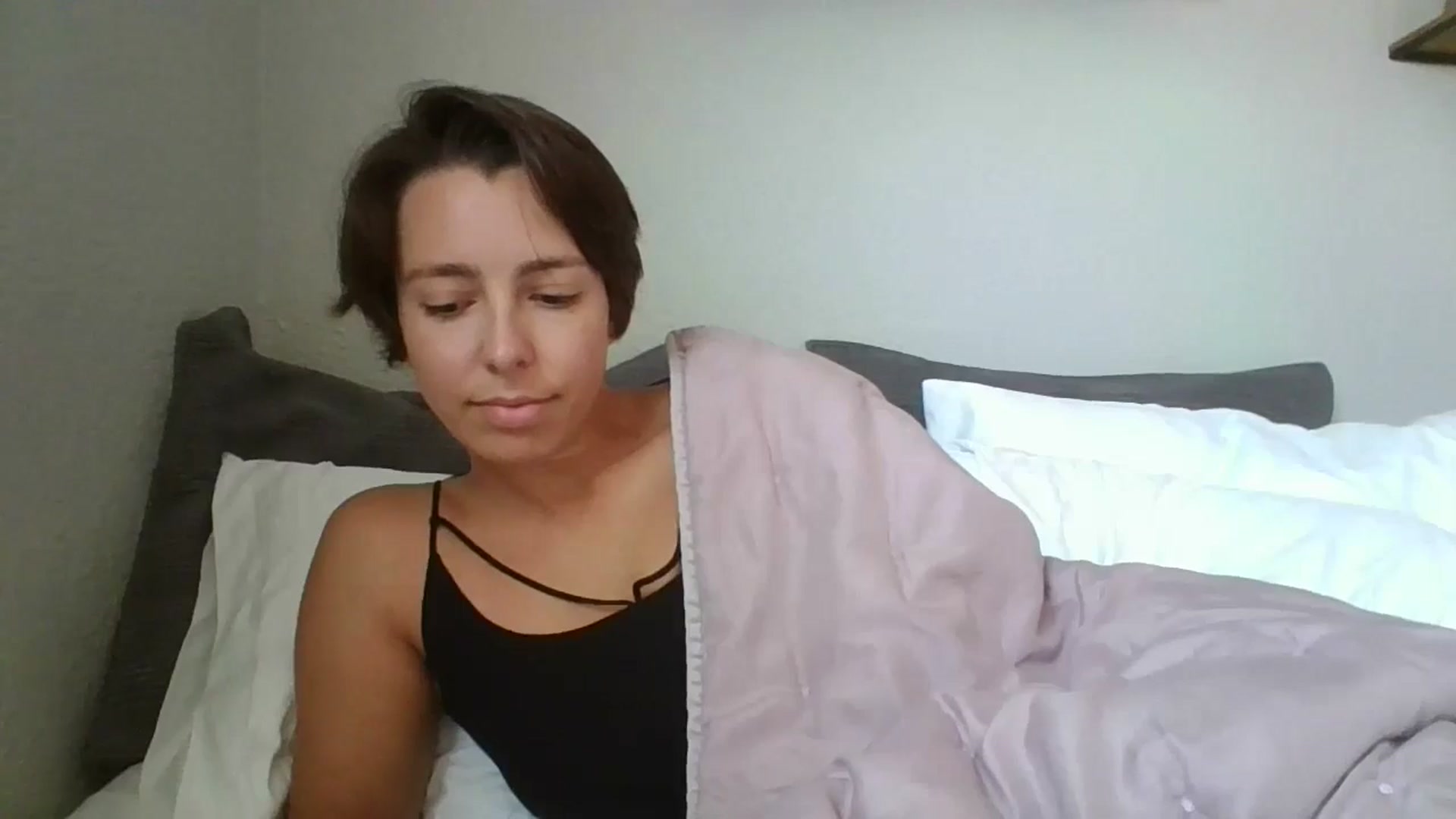 Gallery image thumbnail from Apisces1's myfreecams stream on, 07/11/2024, 18:45 image 19 of 20