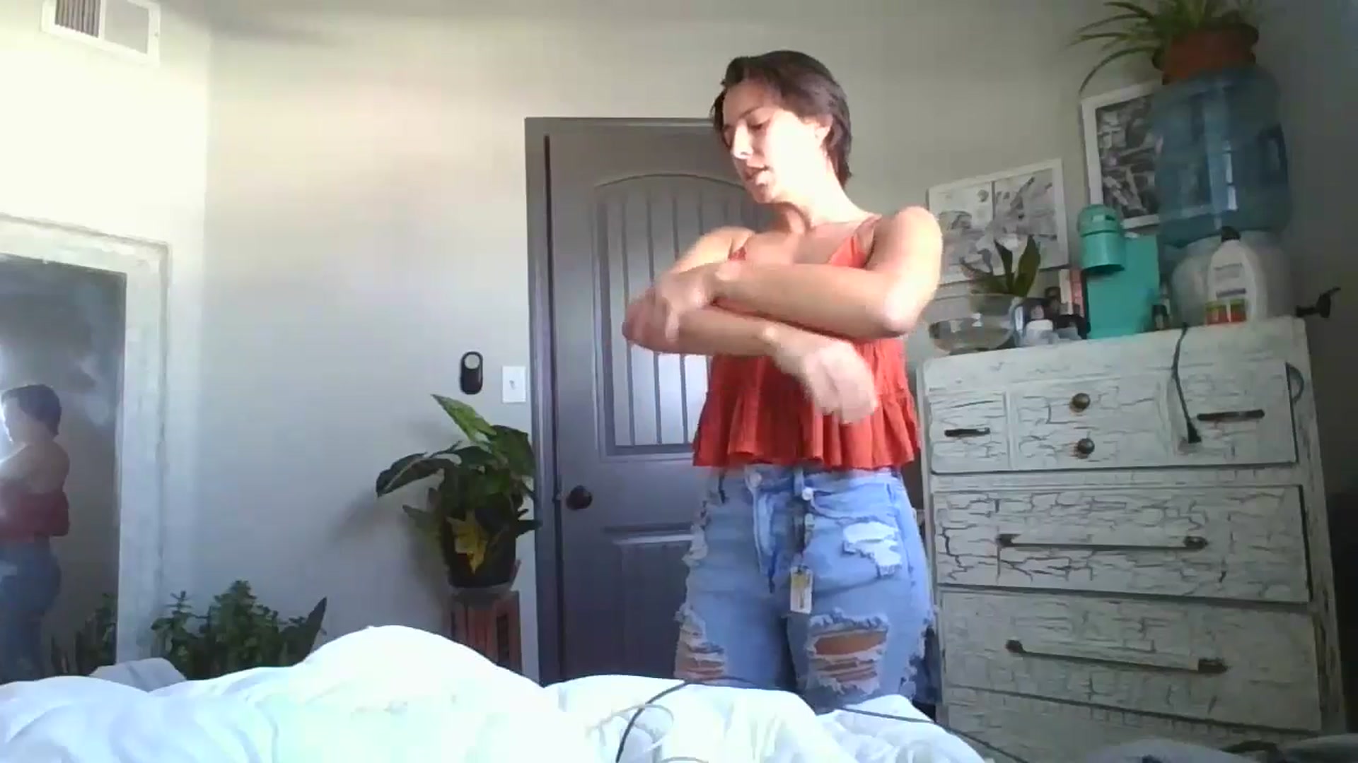 Gallery image thumbnail from Apisces1's myfreecams stream on, 07/23/2024, 15:07 image 3 of 20