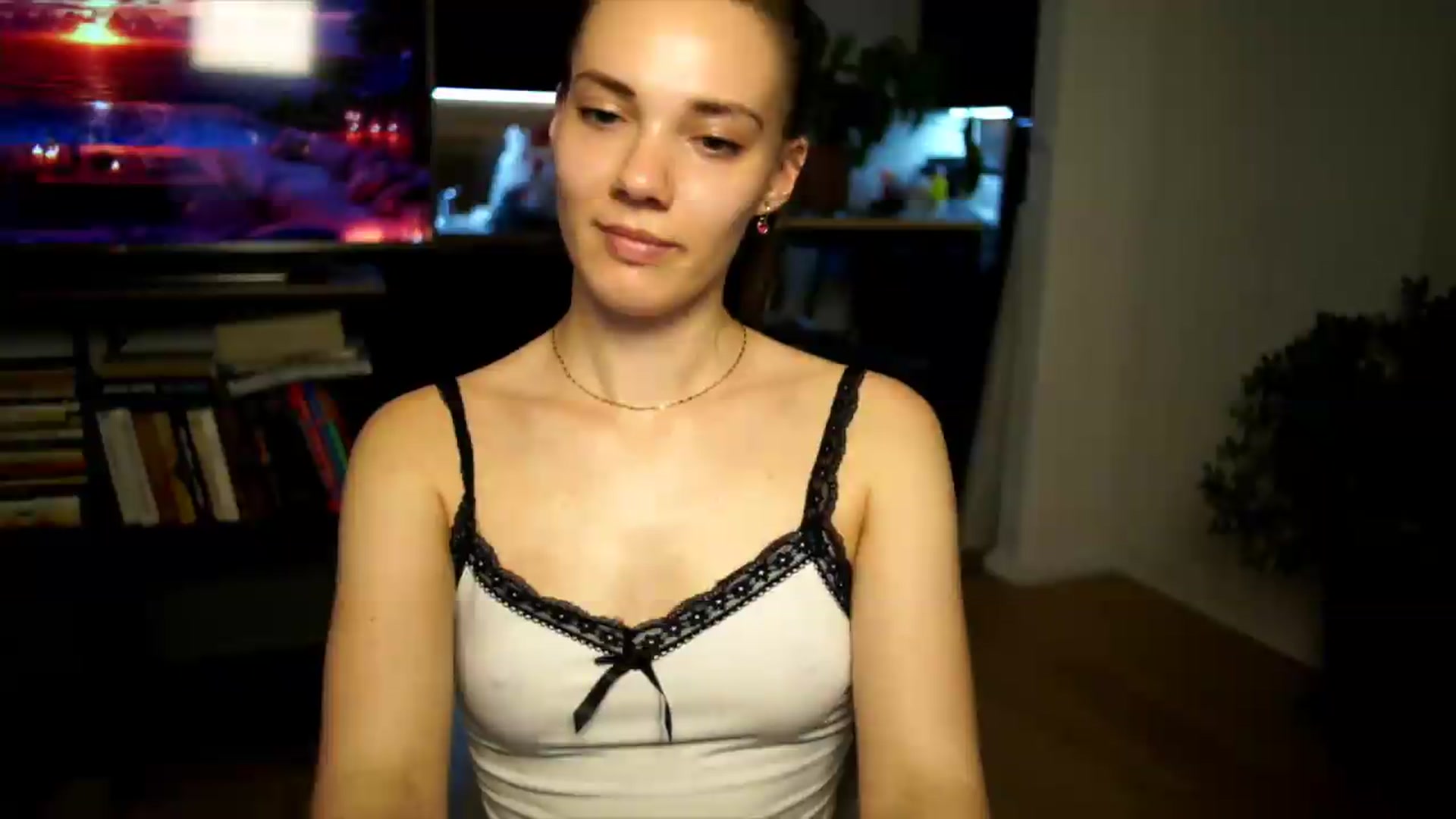 Gallery image thumbnail from AppleofYourEye's myfreecams stream on, 06/21/2026, 23:31 image 10 of 20
