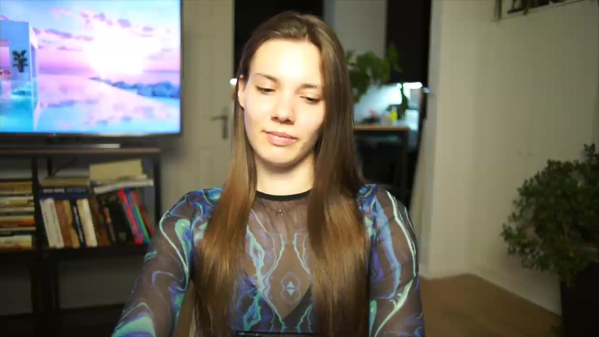 Gallery image thumbnail from AppleofYourEye's myfreecams stream on, 06/23/2026, 24:01 image 17 of 20