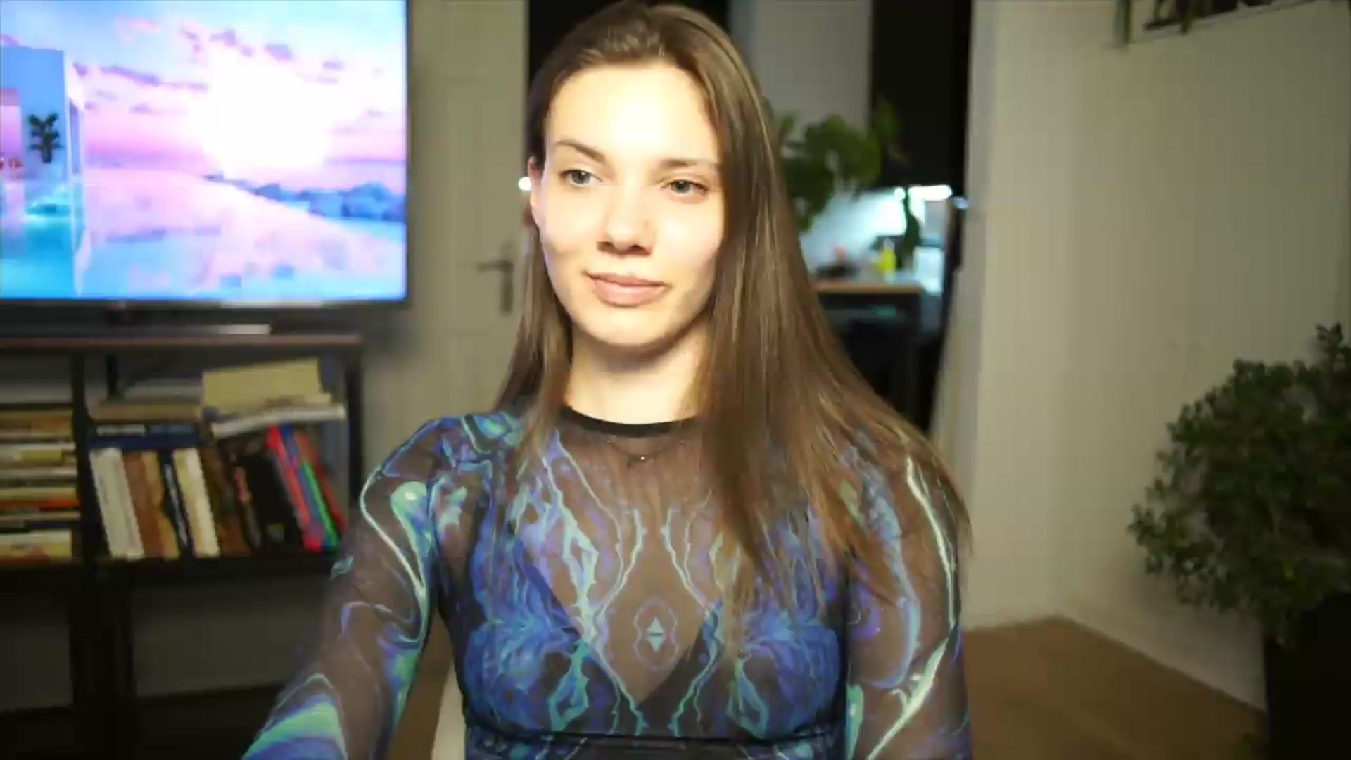 Gallery image thumbnail from AppleofYourEye's myfreecams stream on, 06/23/2026, 24:01 image 14 of 20