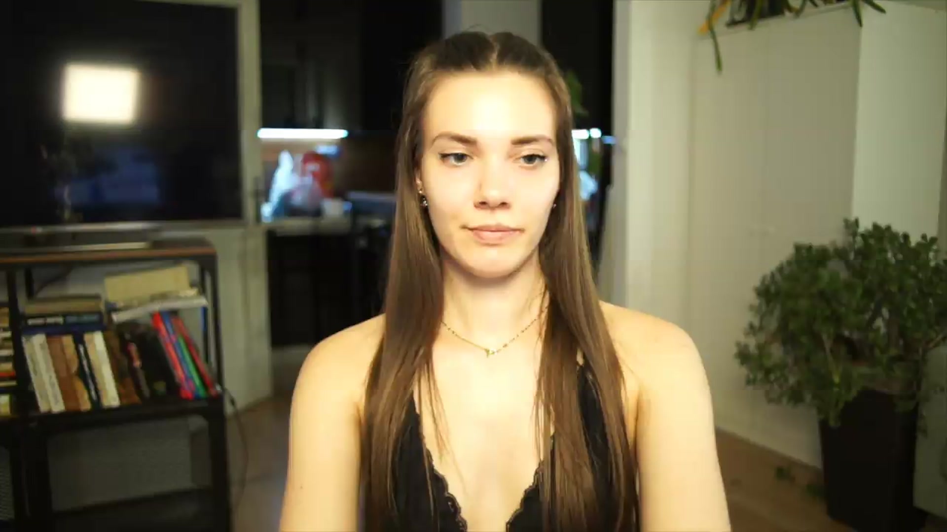 Gallery image thumbnail from AppleofYourEye's myfreecams stream on, 06/24/2026, 02:46 image 14 of 20